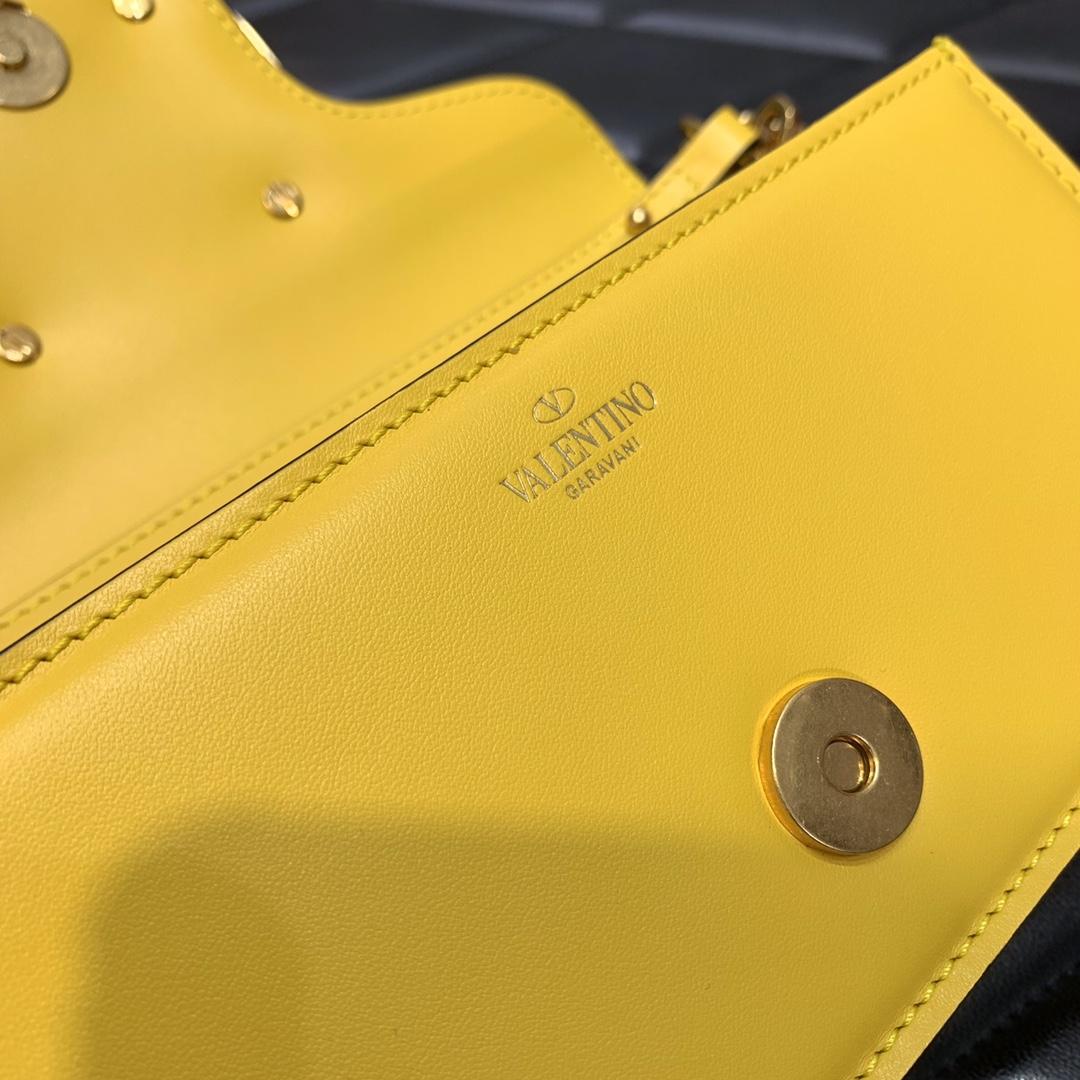 Valenti Locò Small Shoulder Bag In Calfskin - PerfectKickZ