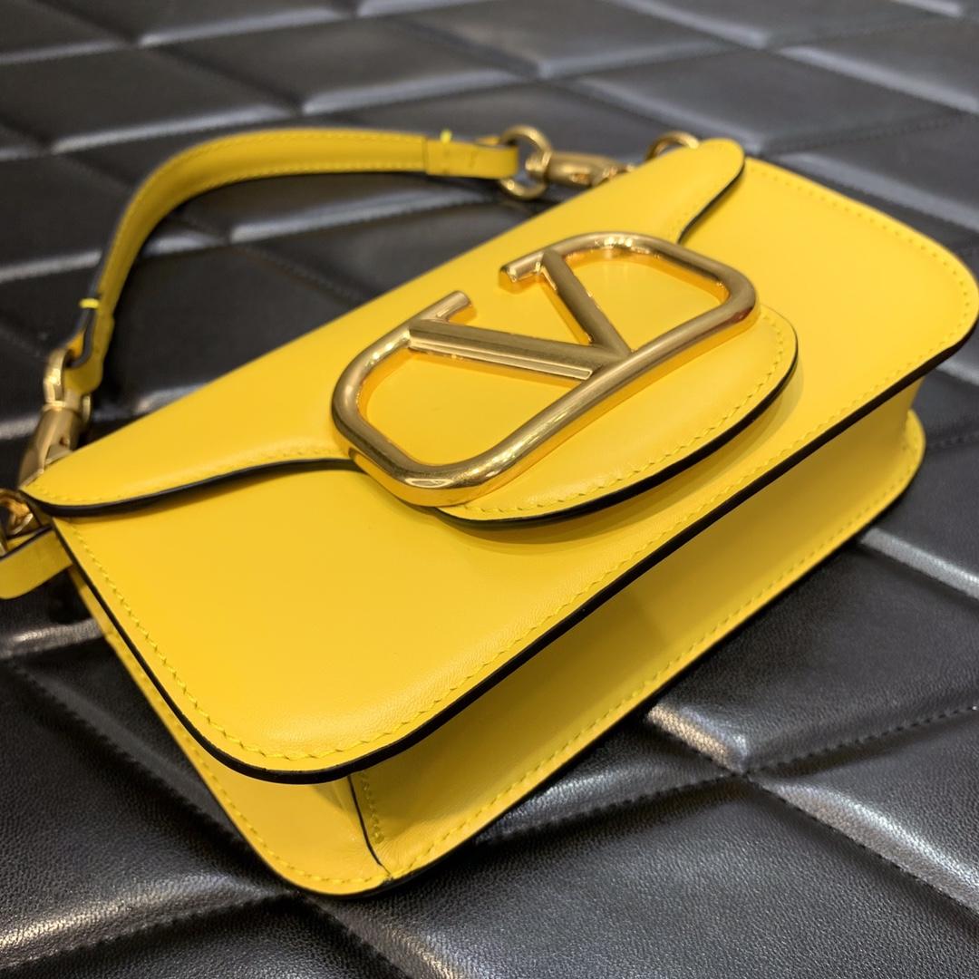 Valenti Locò Small Shoulder Bag In Calfskin - PerfectKickZ
