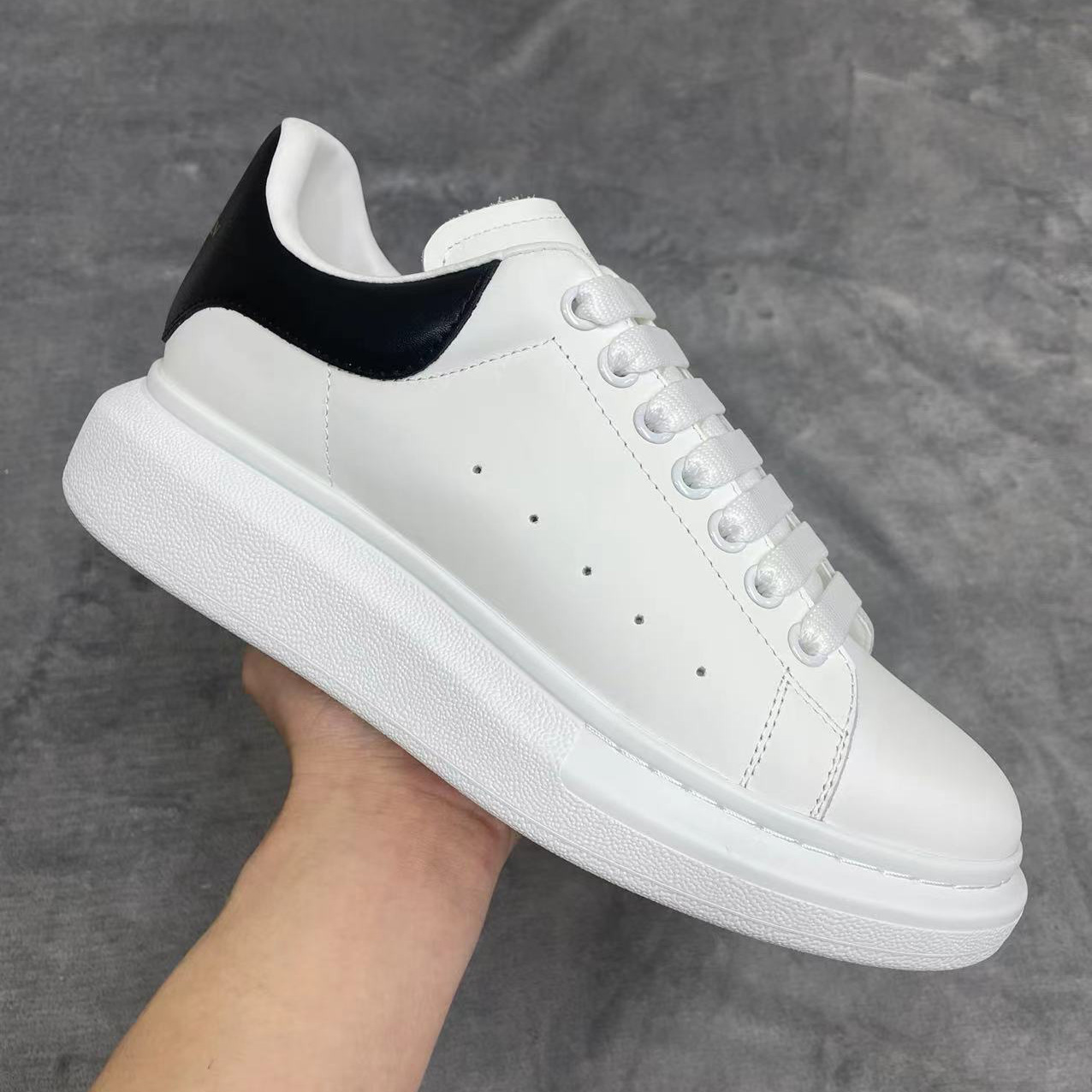Alexander Mqueen Oversized Sneaker In White - PerfectKickZ