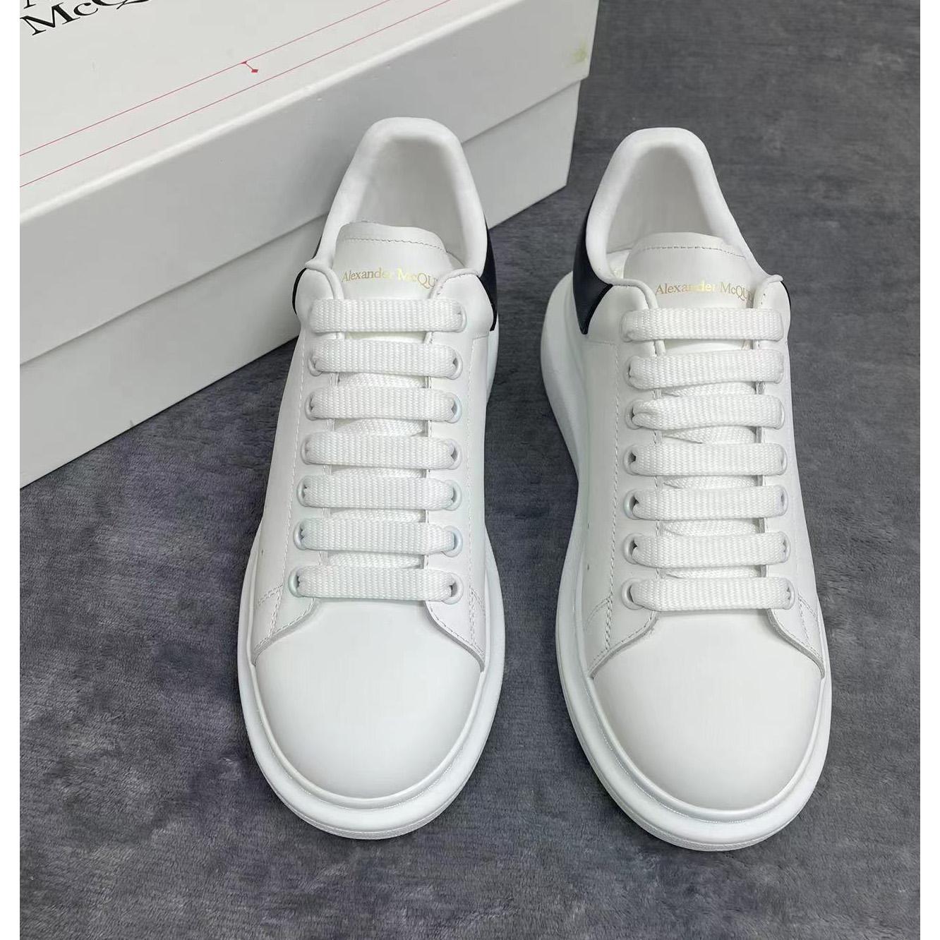 Alexander Mqueen Oversized Sneaker In White - PerfectKickZ