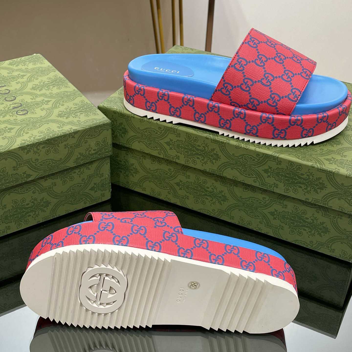 Gucci Women's Platform Slide Sandal - PerfectKickZ