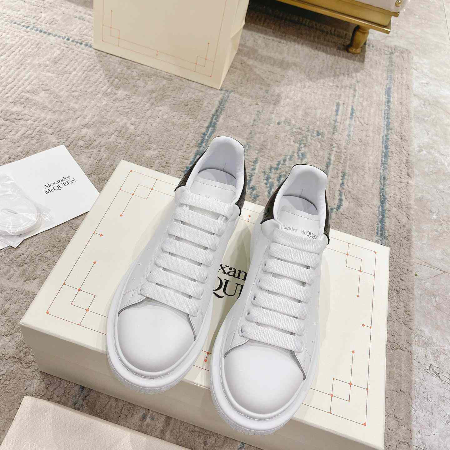 Alexander Mqueen Oversized Sneaker In White/Black - PerfectKickZ