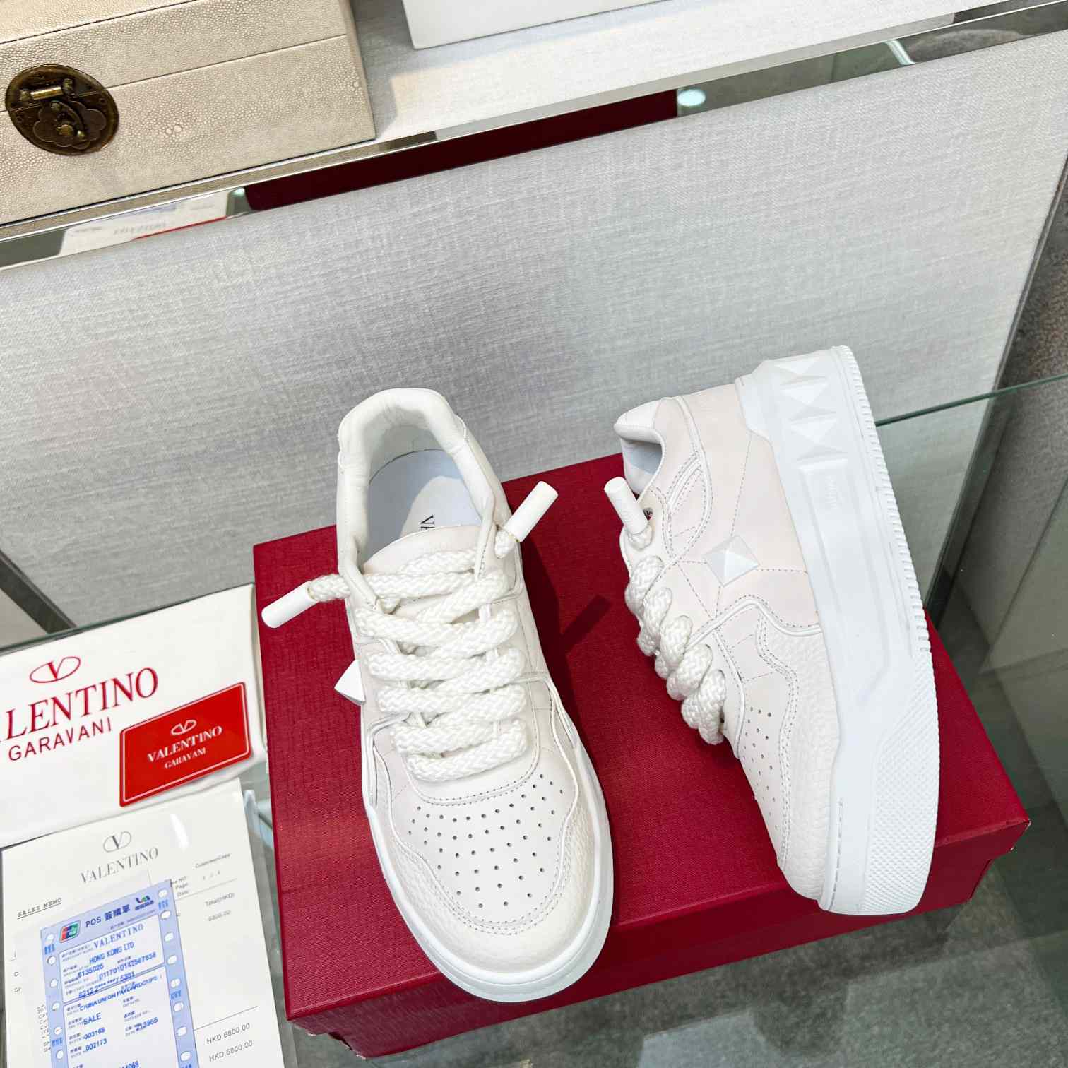 Valenti One Stud XL Nappa Leather Low-Top Sneaker - PerfectKickZ