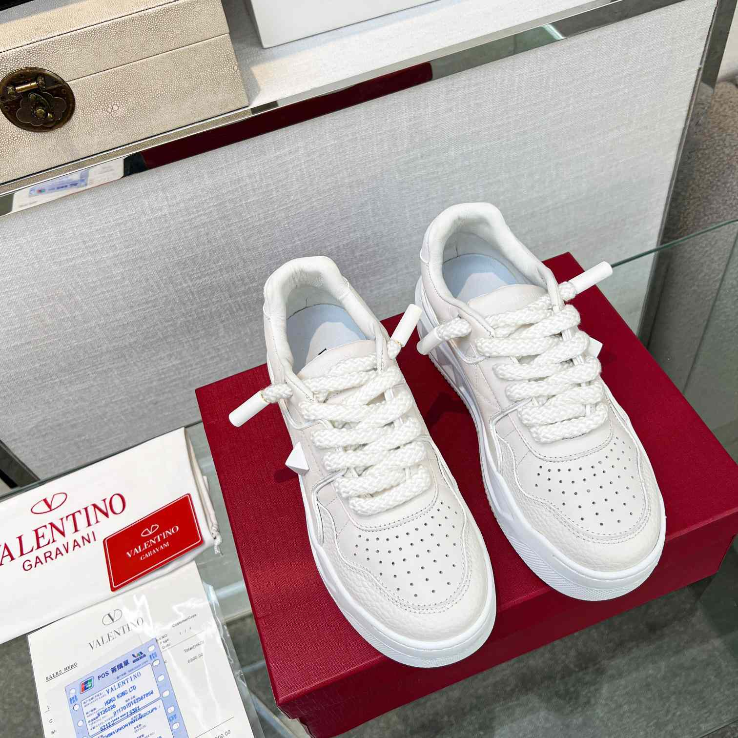 Valenti One Stud XL Nappa Leather Low-Top Sneaker - PerfectKickZ