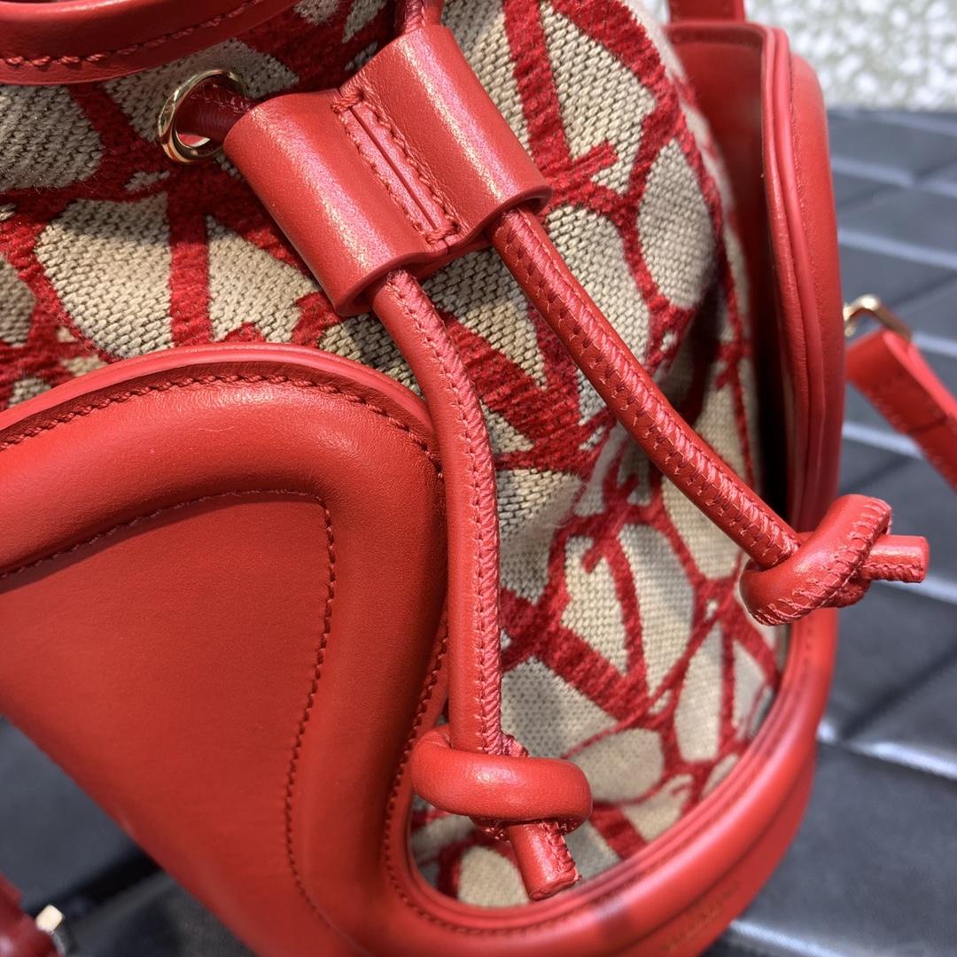 Valenti Le Cinquième Toile Iconographe Bucket Bag - PerfectKickZ