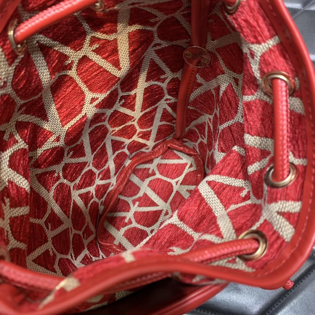 Valenti Le Cinquième Toile Iconographe Bucket Bag - PerfectKickZ