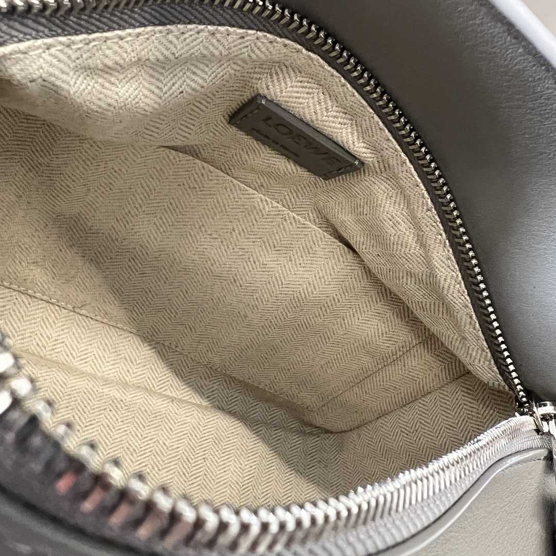 Loewe Small Puzzle Bag In Classic Calfskin - PerfectKickZ