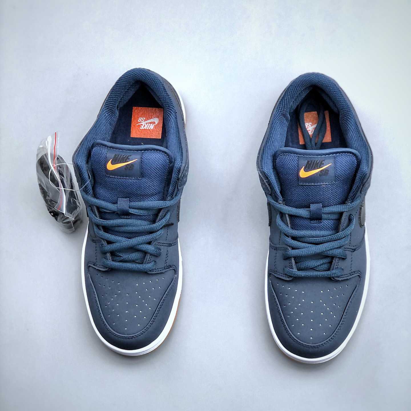 Nike SB Dunk Low Pro Sneakers     CW7463-401 - PerfectKickZ