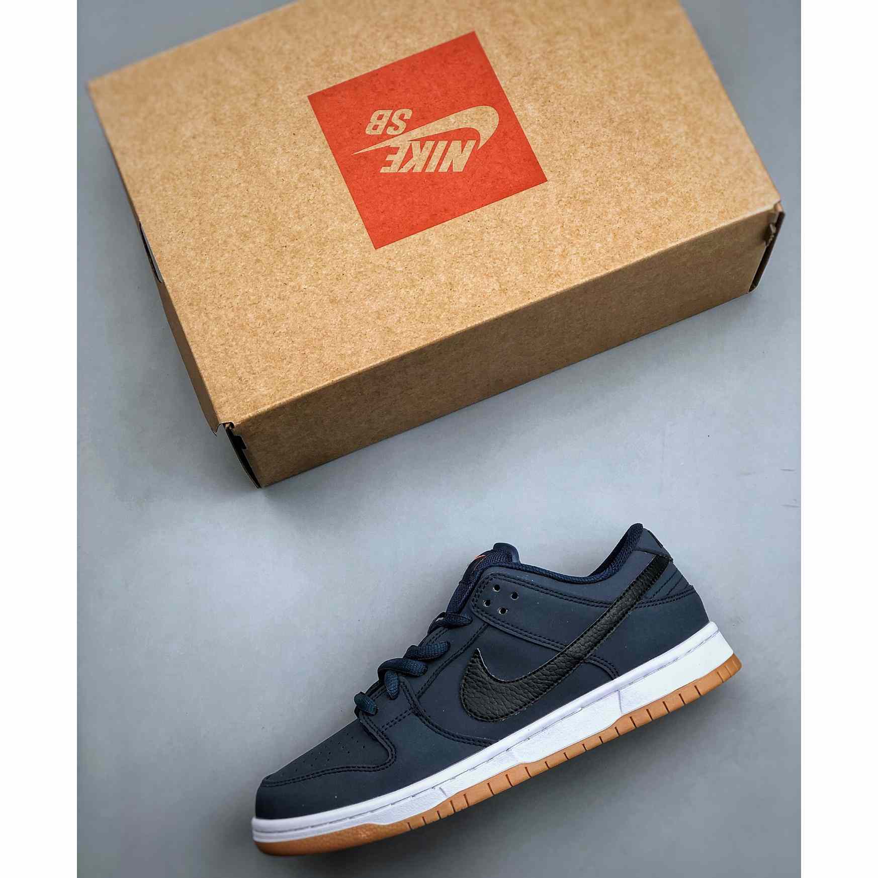 Nike SB Dunk Low Pro Sneakers     CW7463-401 - PerfectKickZ