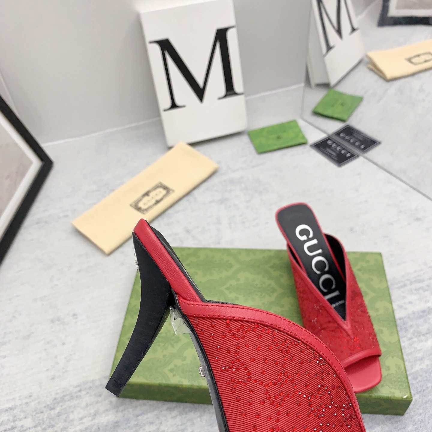 Gucci Women's GG Slide Sandal - PerfectKickZ