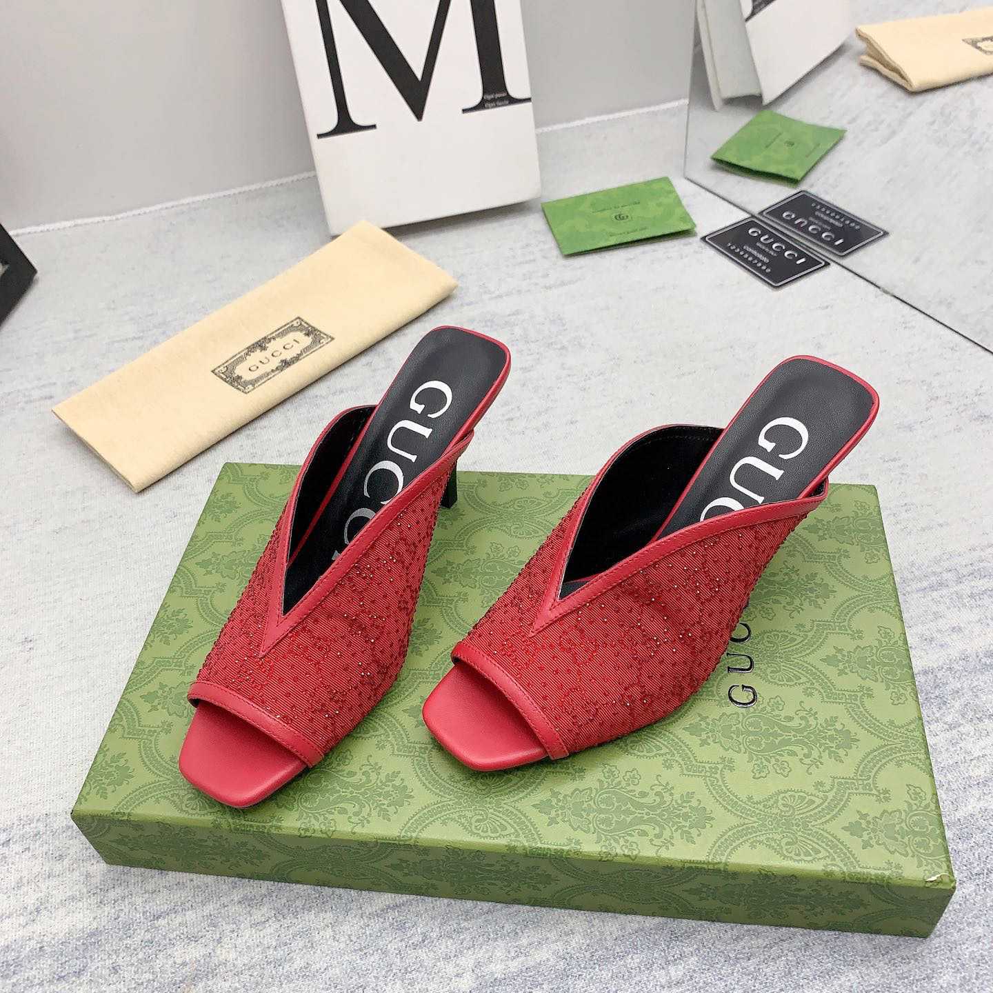 Gucci Women's GG Slide Sandal - PerfectKickZ