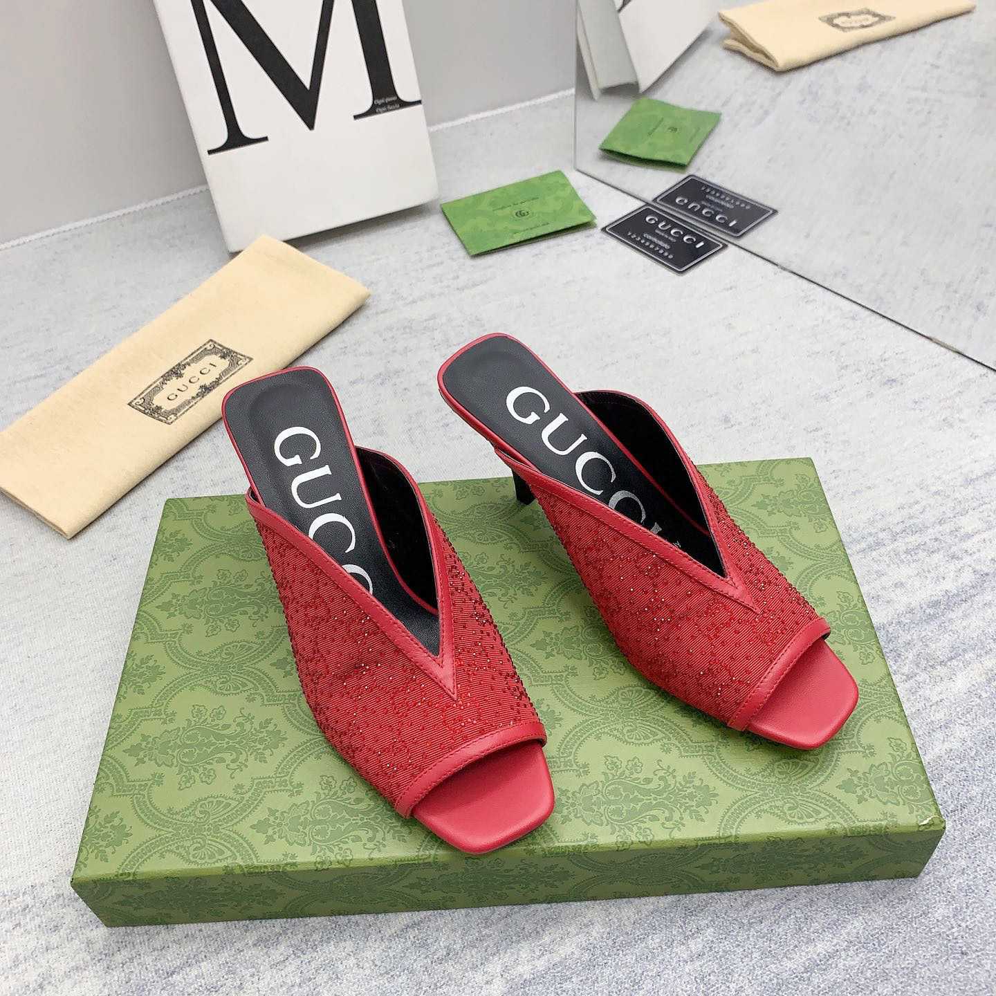 Gucci Women's GG Slide Sandal - PerfectKickZ