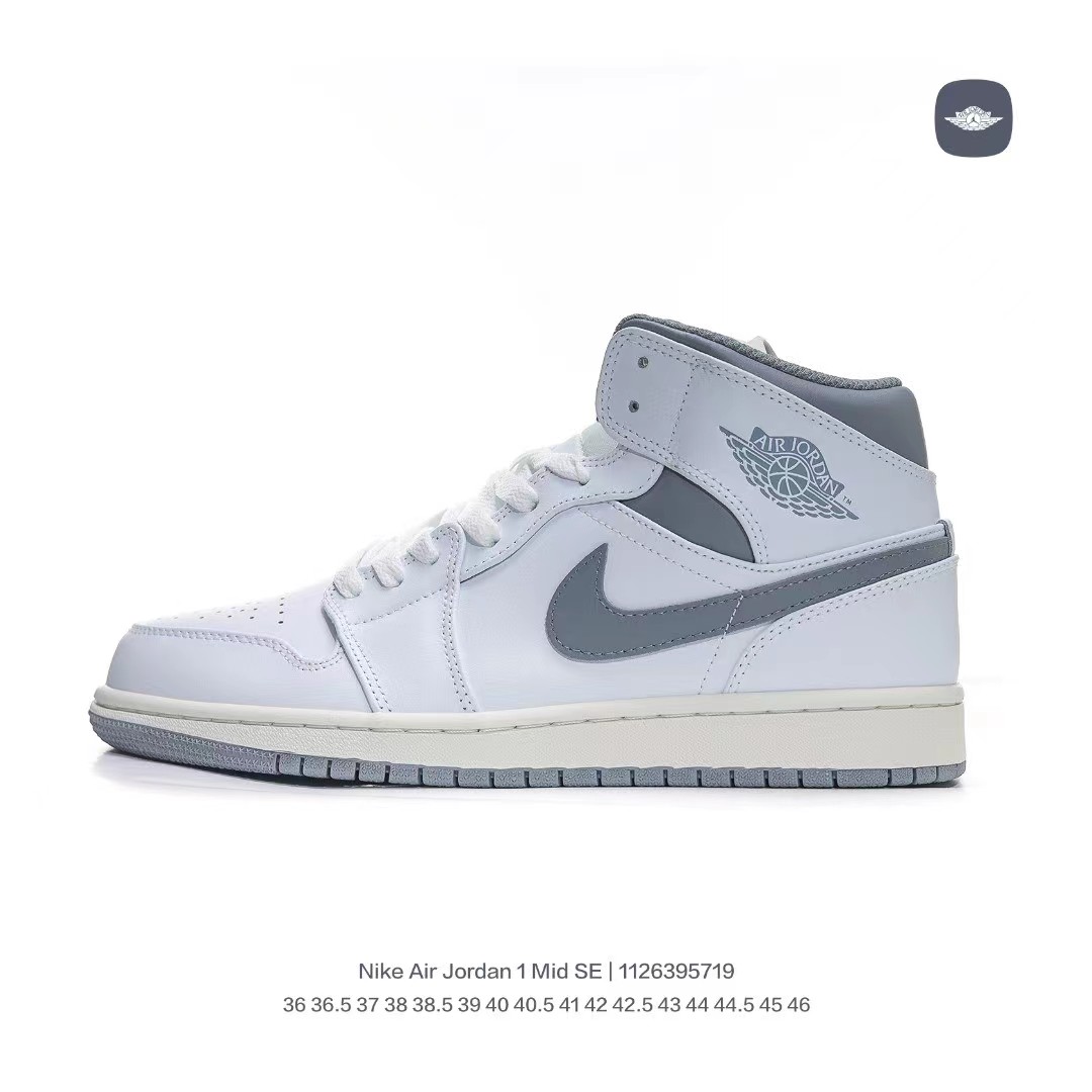 Nike Air Jordan 1 Mid SE Sneakers         554724-135 - PerfectKickZ