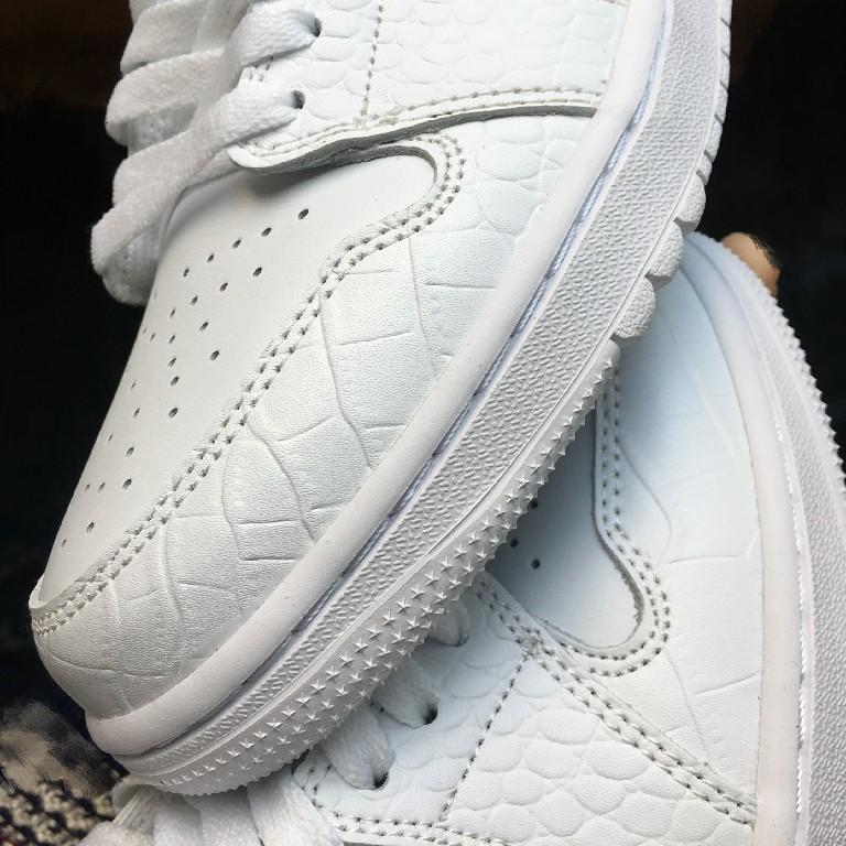 Air Jordan 1 Retro Low Golf Sneakers      DD9315-003 - PerfectKickZ