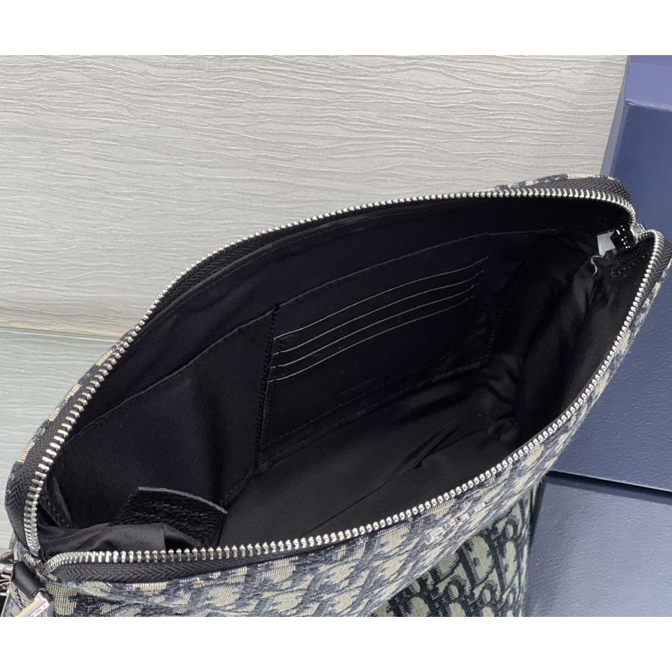 Dior Pouch  - PerfectKickZ