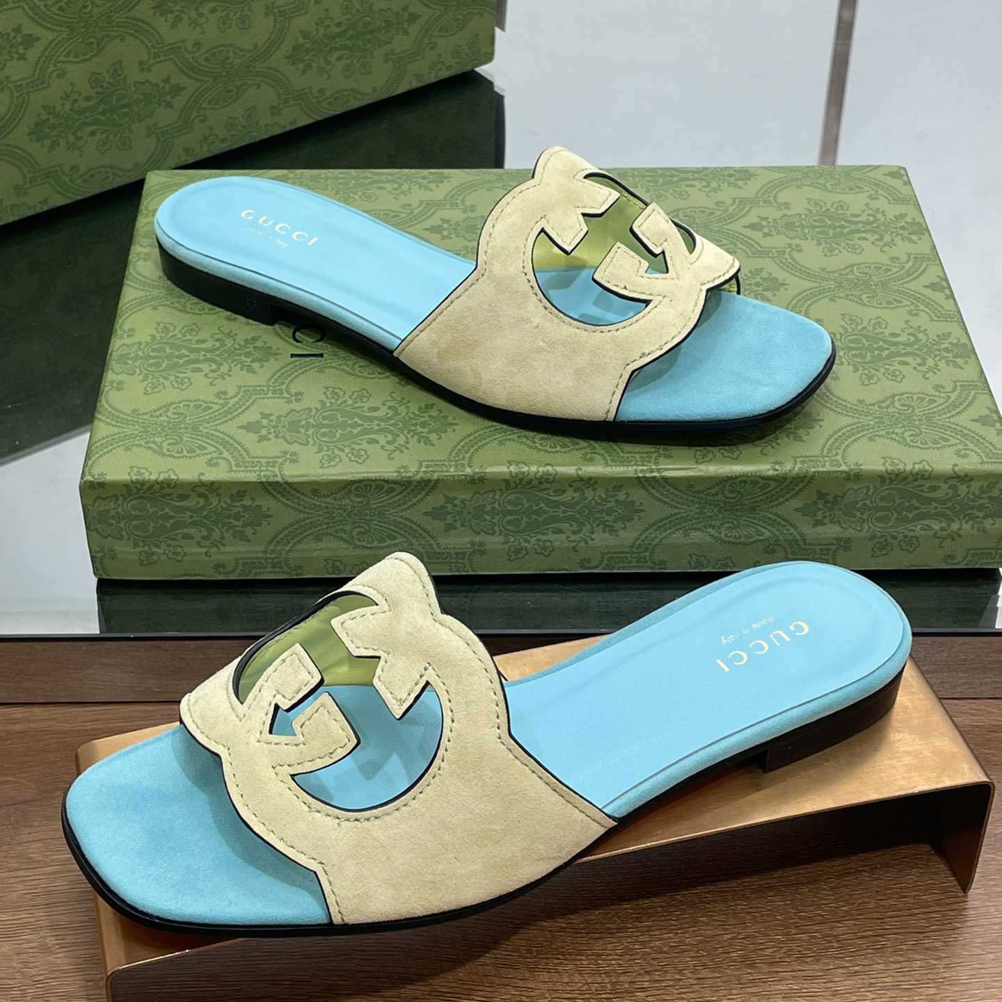 Gucci Women's Interlocking G Cut-out Slide Sandal - PerfectKickZ