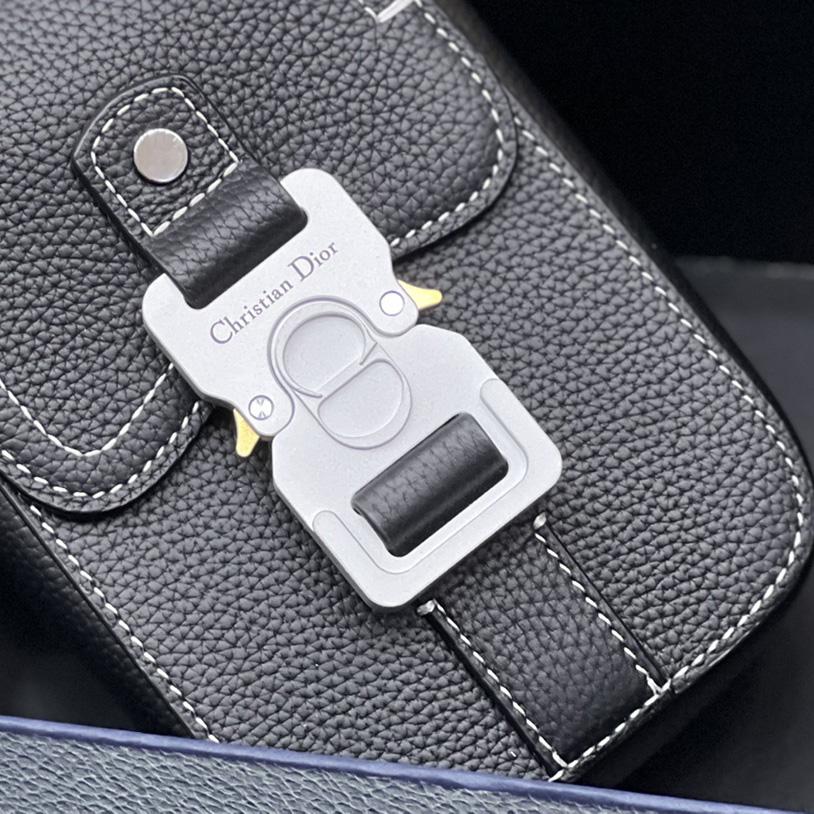Dior Saddle Vertical Pouch With Strap  - 