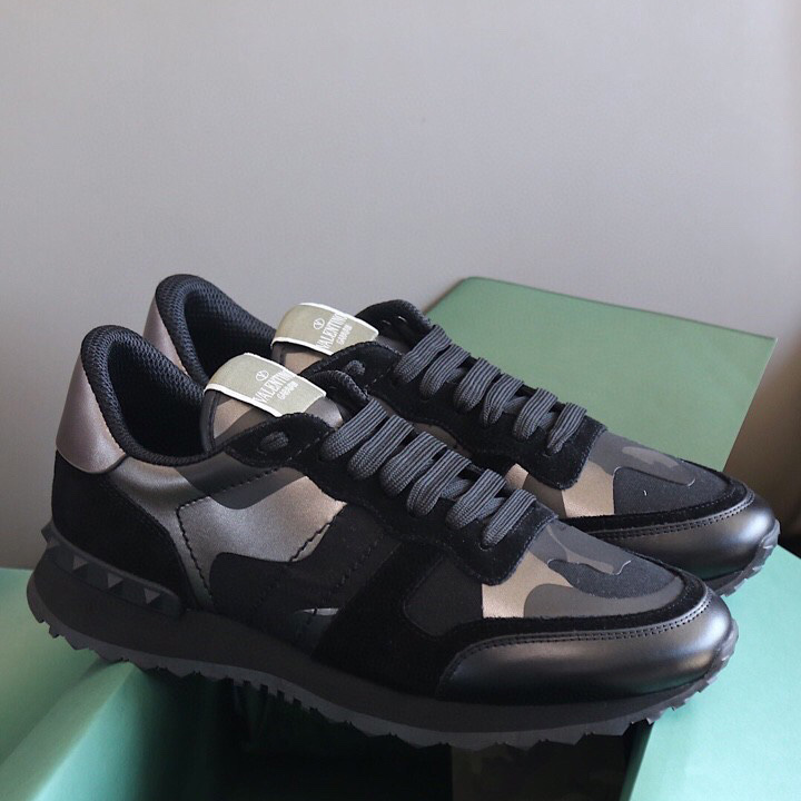 Valenti Garavani Black Rockrunner Sneakers - PerfectKickZ