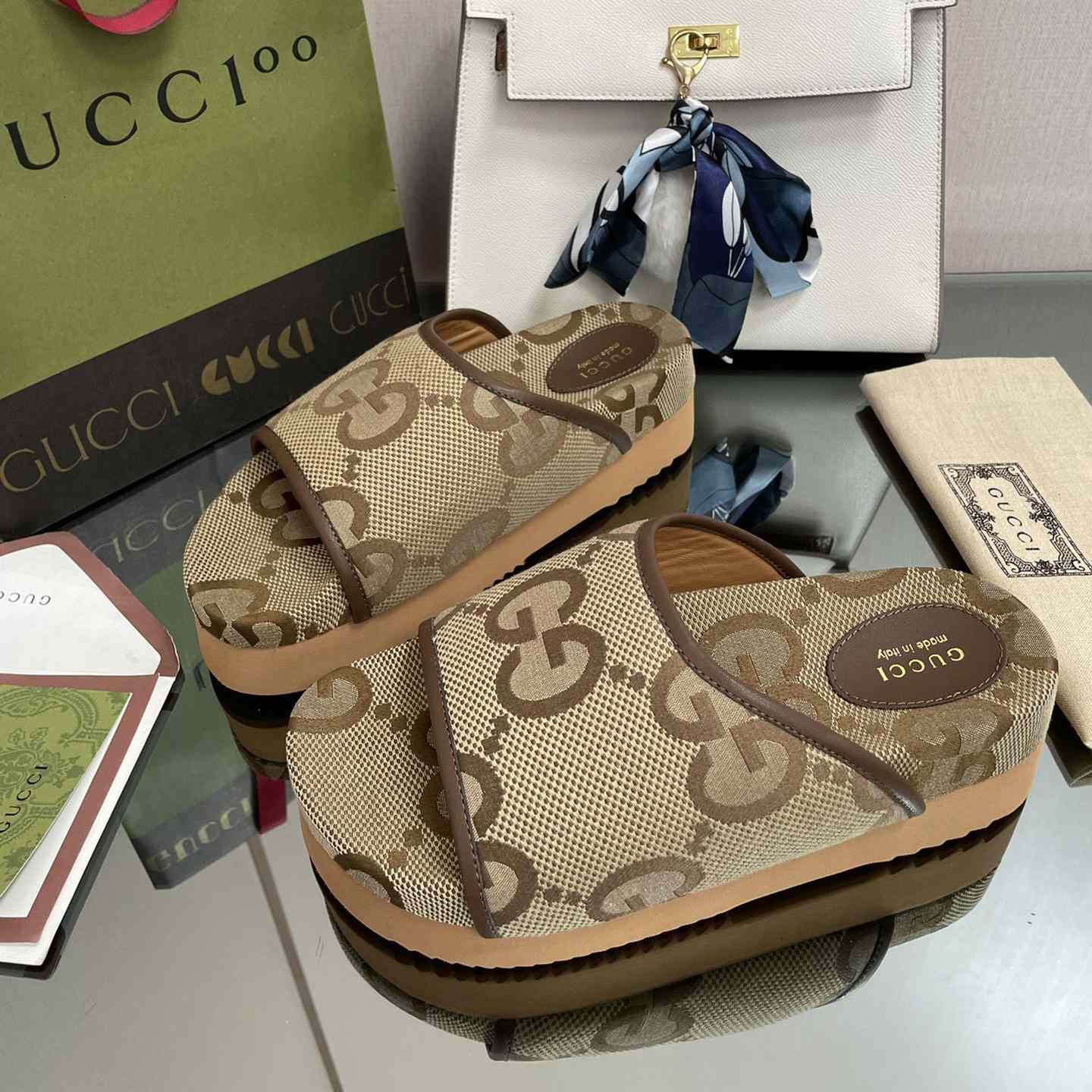 Gucci Women's Jumbo GG Platform Slide - PerfectKickZ