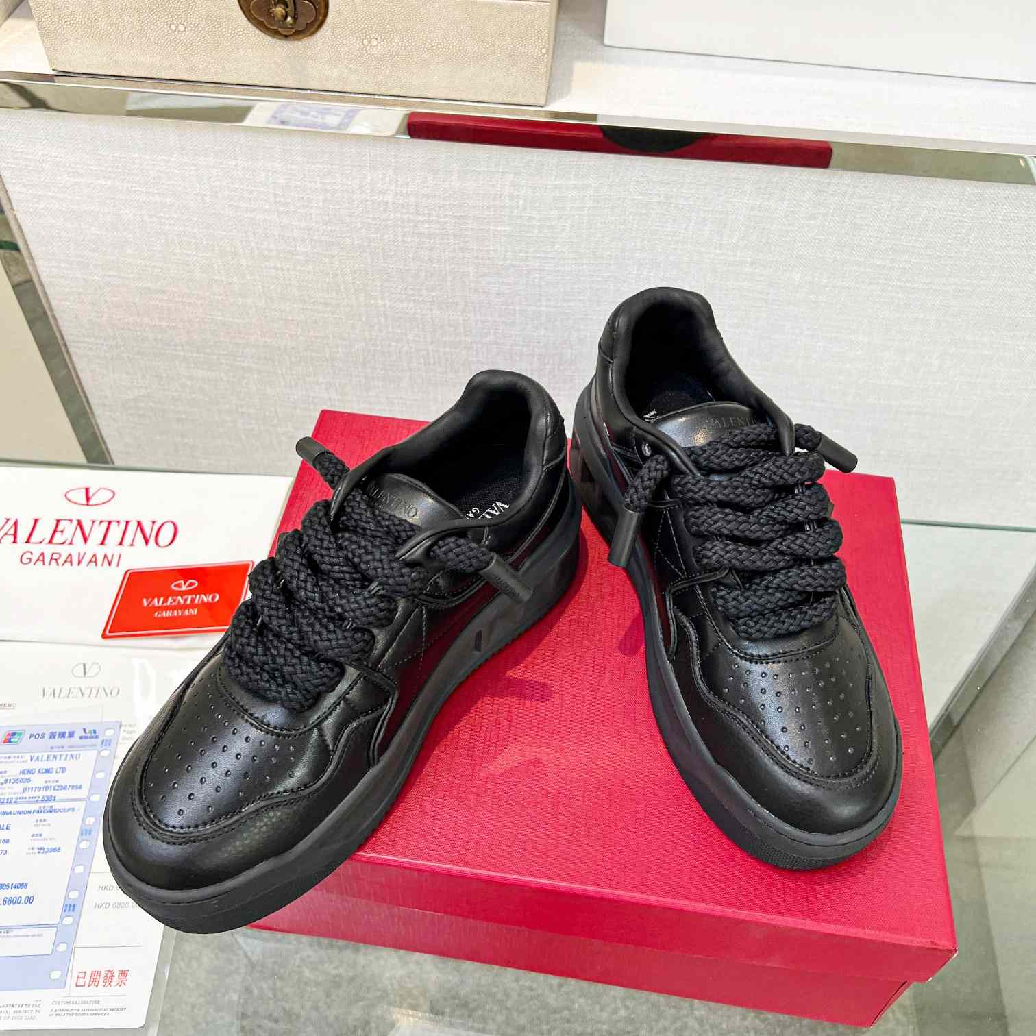 Valenti One Stud XL Nappa Leather Low-Top Sneaker - PerfectKickZ
