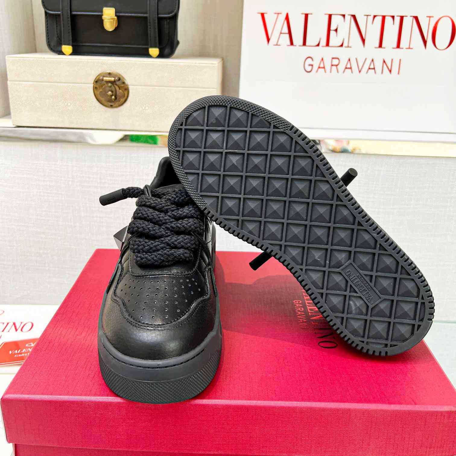 Valenti One Stud XL Nappa Leather Low-Top Sneaker - PerfectKickZ