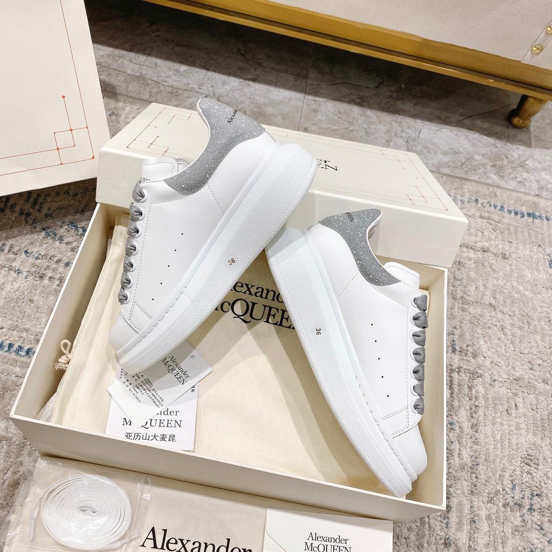 Alexander Mqueen Oversized Sneaker In White - PerfectKickZ