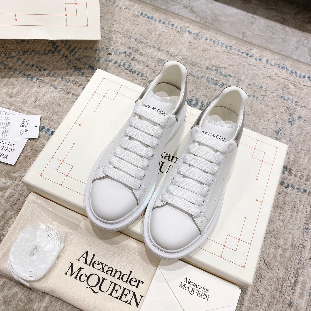 Alexander Mqueen Oversized Sneaker In White - PerfectKickZ