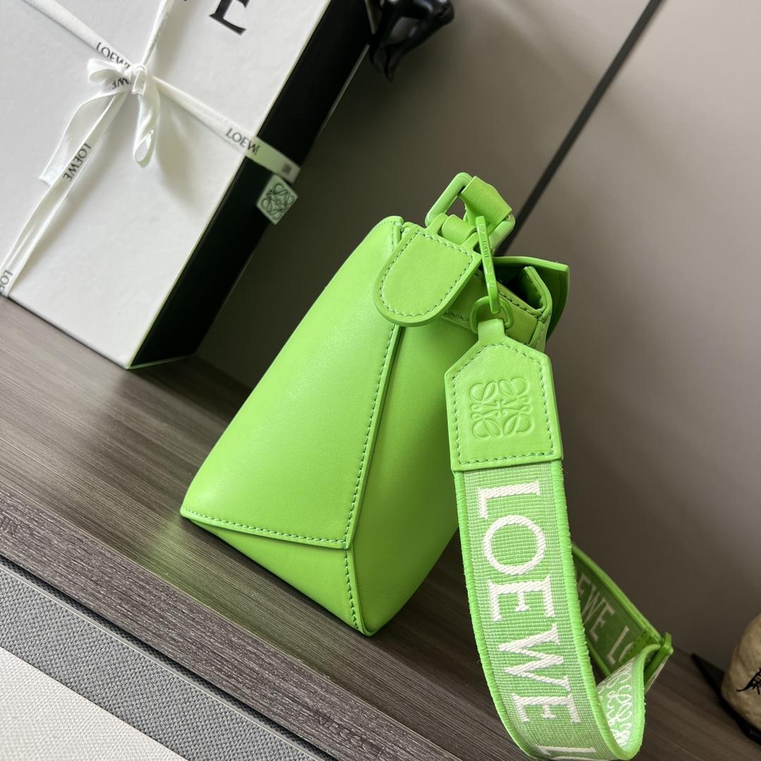 Loewe Small Puzzle Edge Bag In Satin Calfskin - PerfectKickZ
