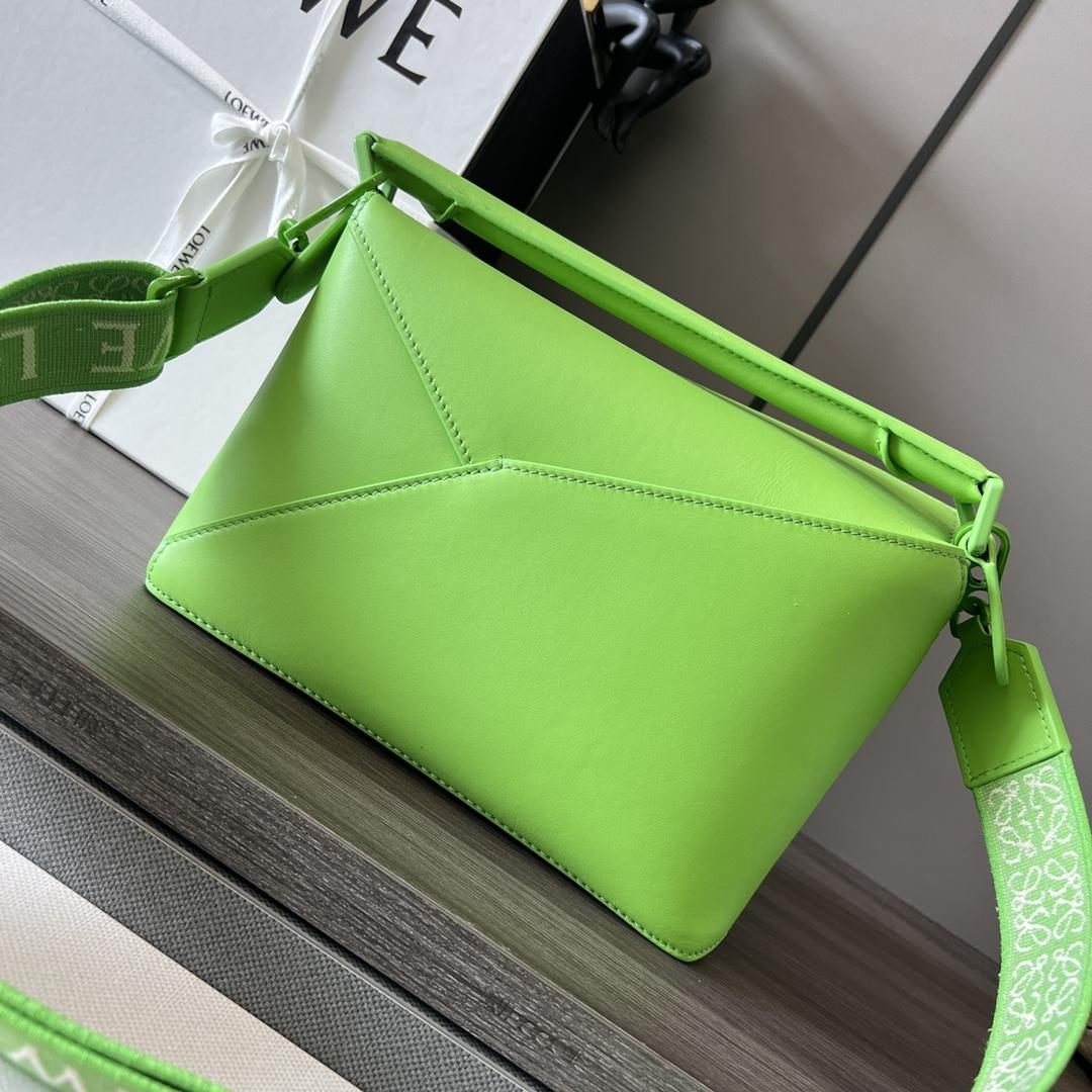 Loewe Small Puzzle Edge Bag In Satin Calfskin - 