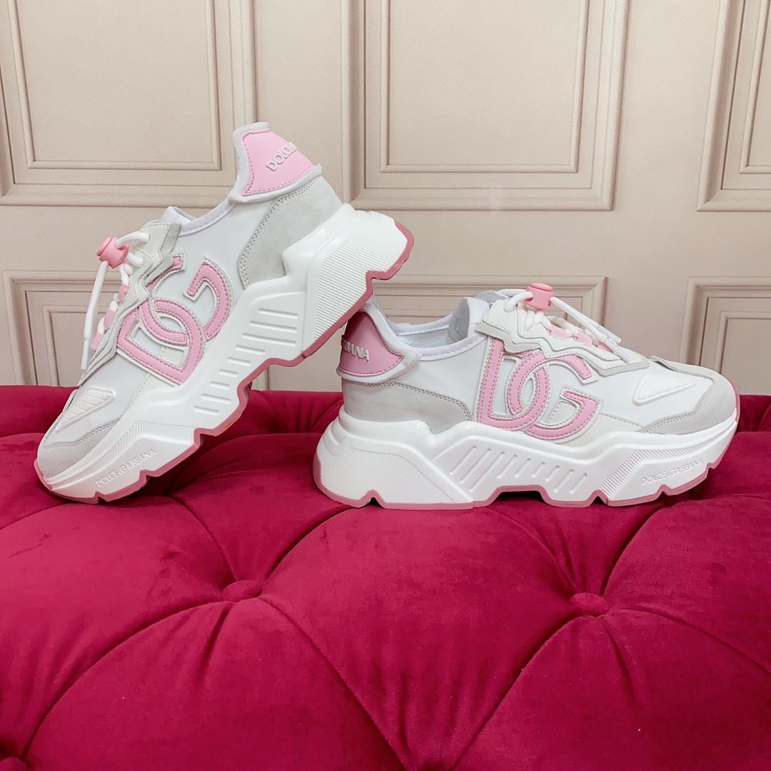 Dolce & Gabbana Daymaster Mixed Leather Runner Sneakers In White - PerfectKickZ