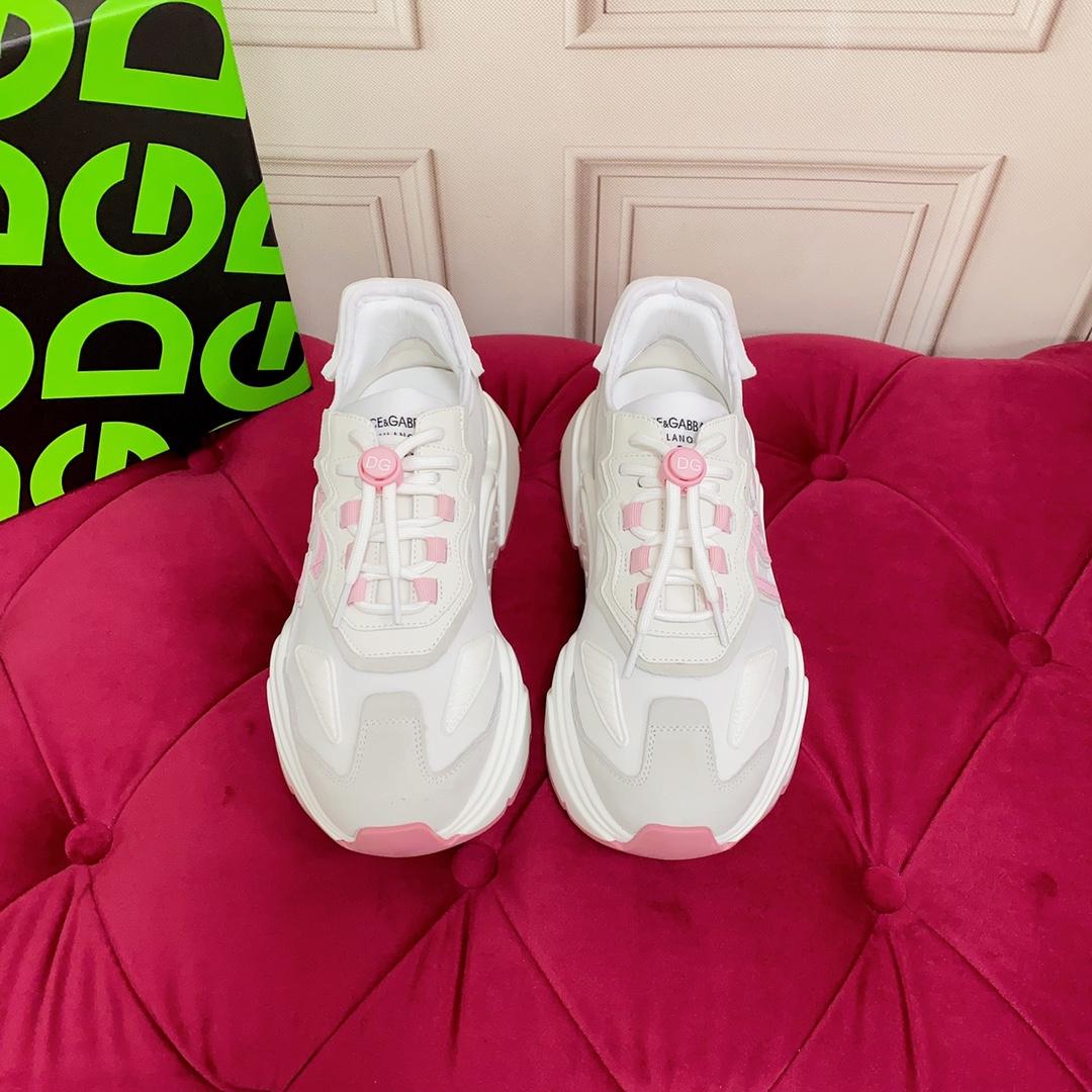 Dolce & Gabbana Daymaster Mixed Leather Runner Sneakers In White - PerfectKickZ