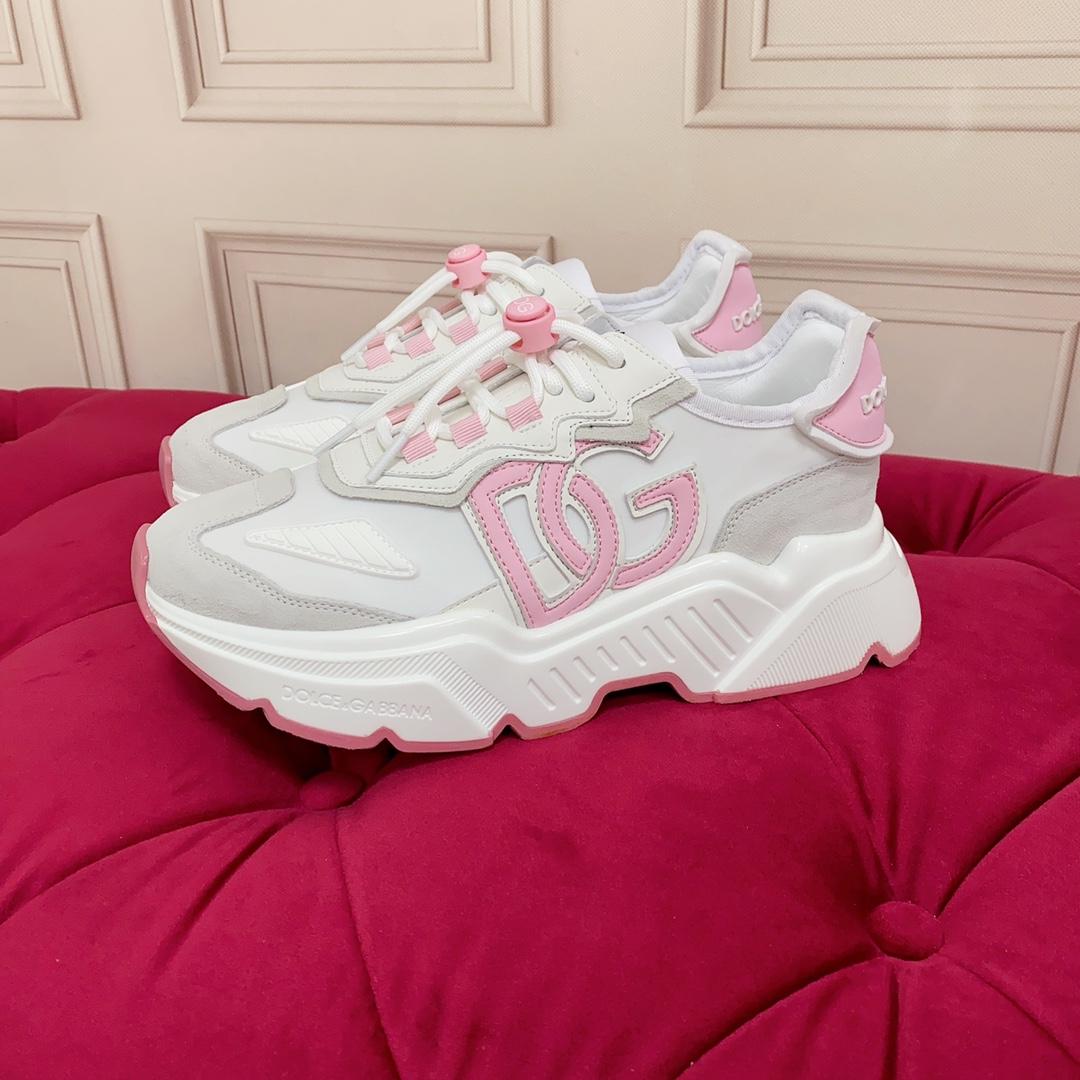 Dolce & Gabbana Daymaster Mixed Leather Runner Sneakers In White - PerfectKickZ