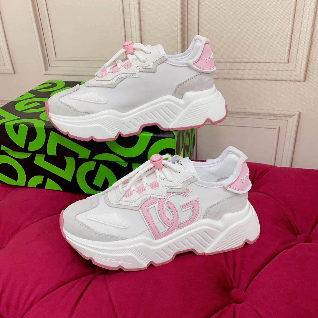 Dolce & Gabbana Daymaster Mixed Leather Runner Sneakers In White - PerfectKickZ