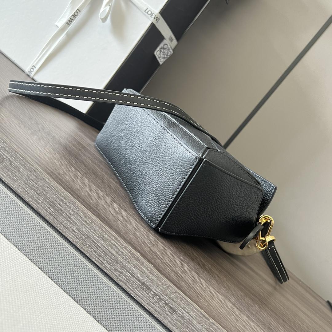 Loewe Mini Puzzle Bag In Classic Calfskin - PerfectKickZ