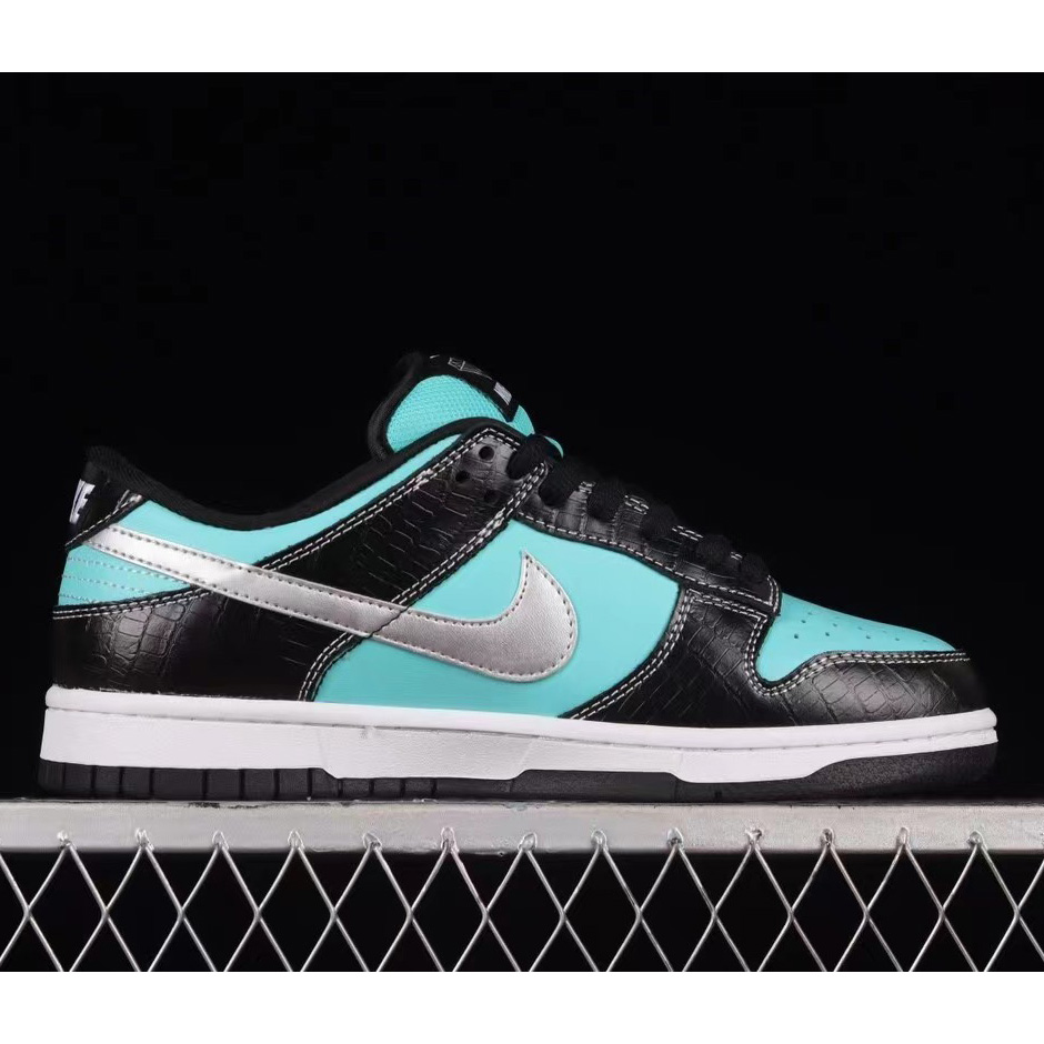 Nike Dunk SB Low Sneakers     304292-402 - PerfectKickZ