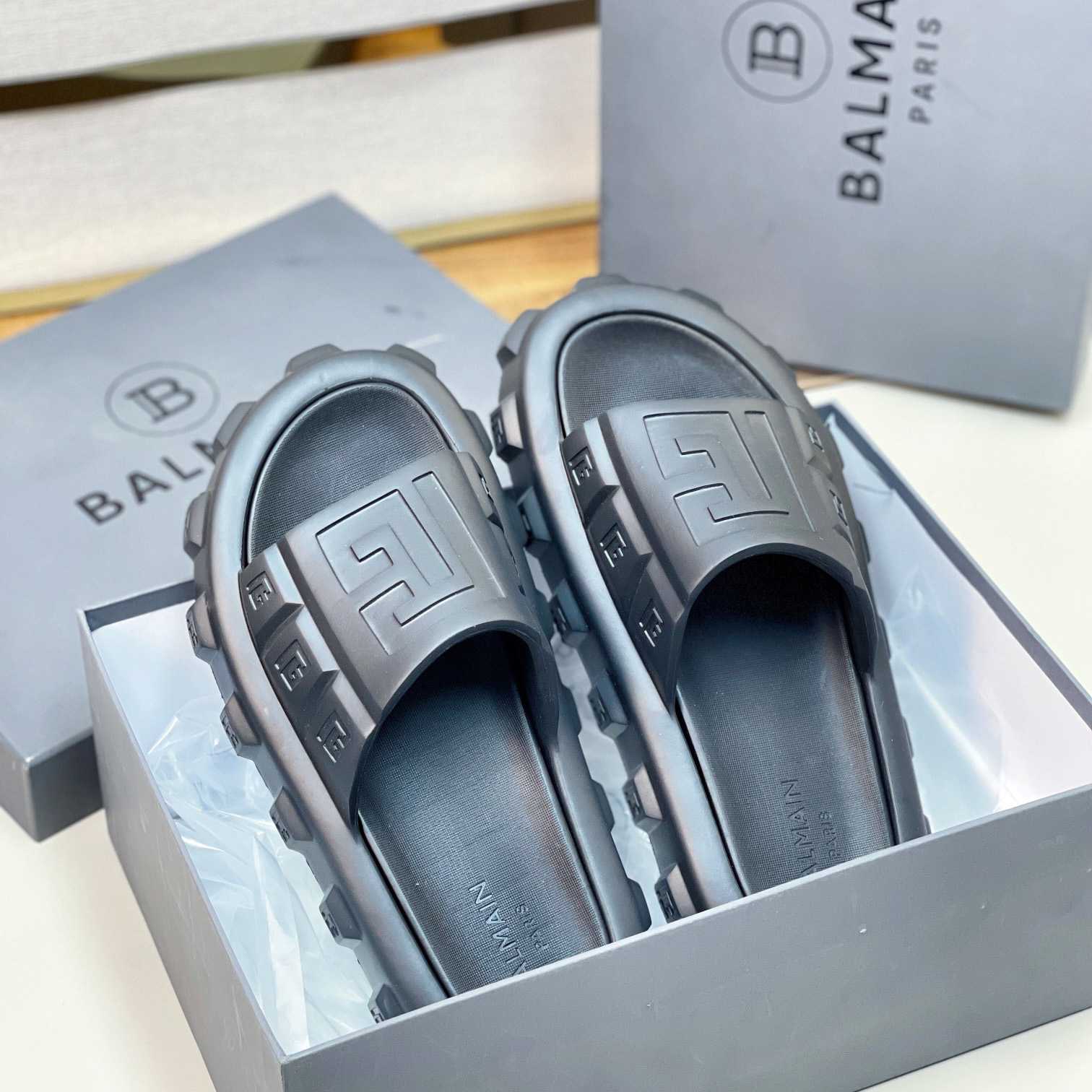 Balmain Ari Flat Mules - PerfectKickZ