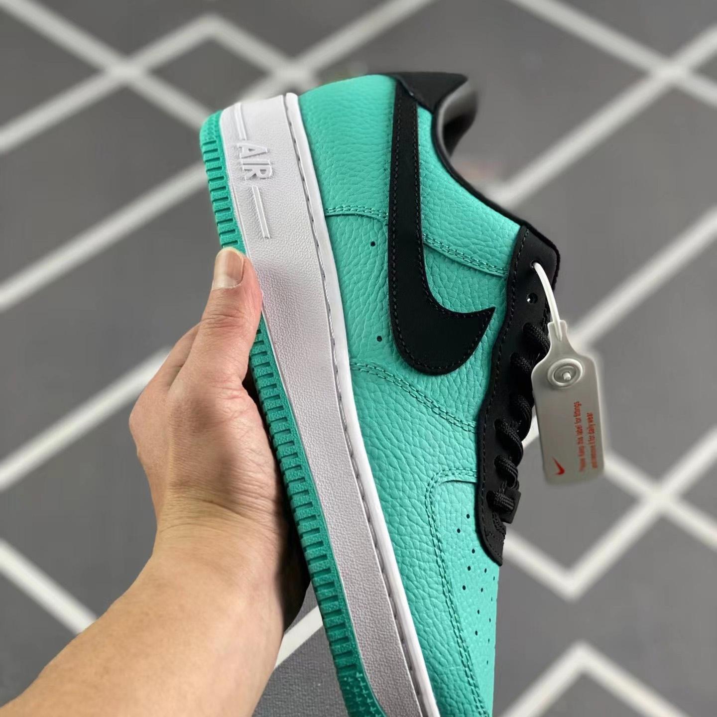 Nike Air Force 1 Low AF1 Sneaker          D58260302 - 