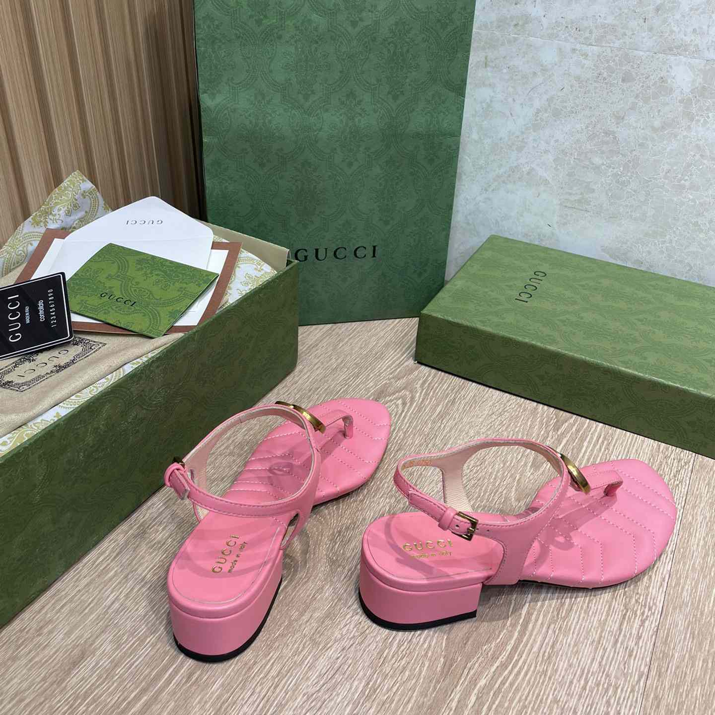 Gucci Women's Double G Sandal - PerfectKickZ