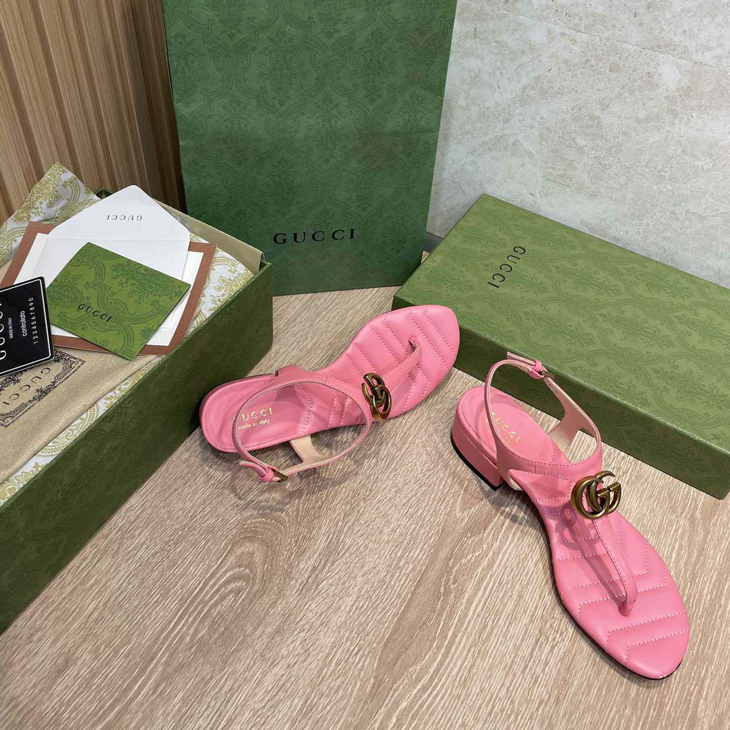 Gucci Women's Double G Sandal - PerfectKickZ
