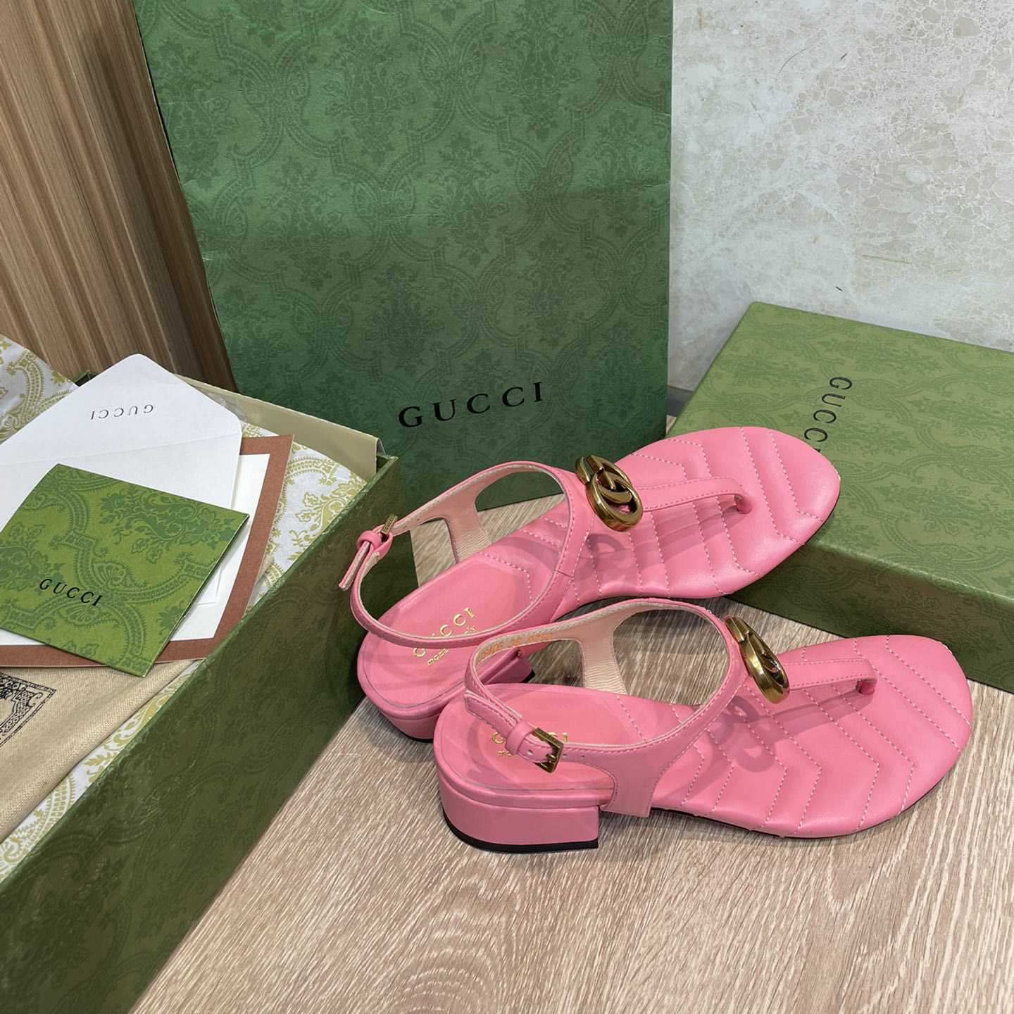 Gucci Women's Double G Sandal - PerfectKickZ