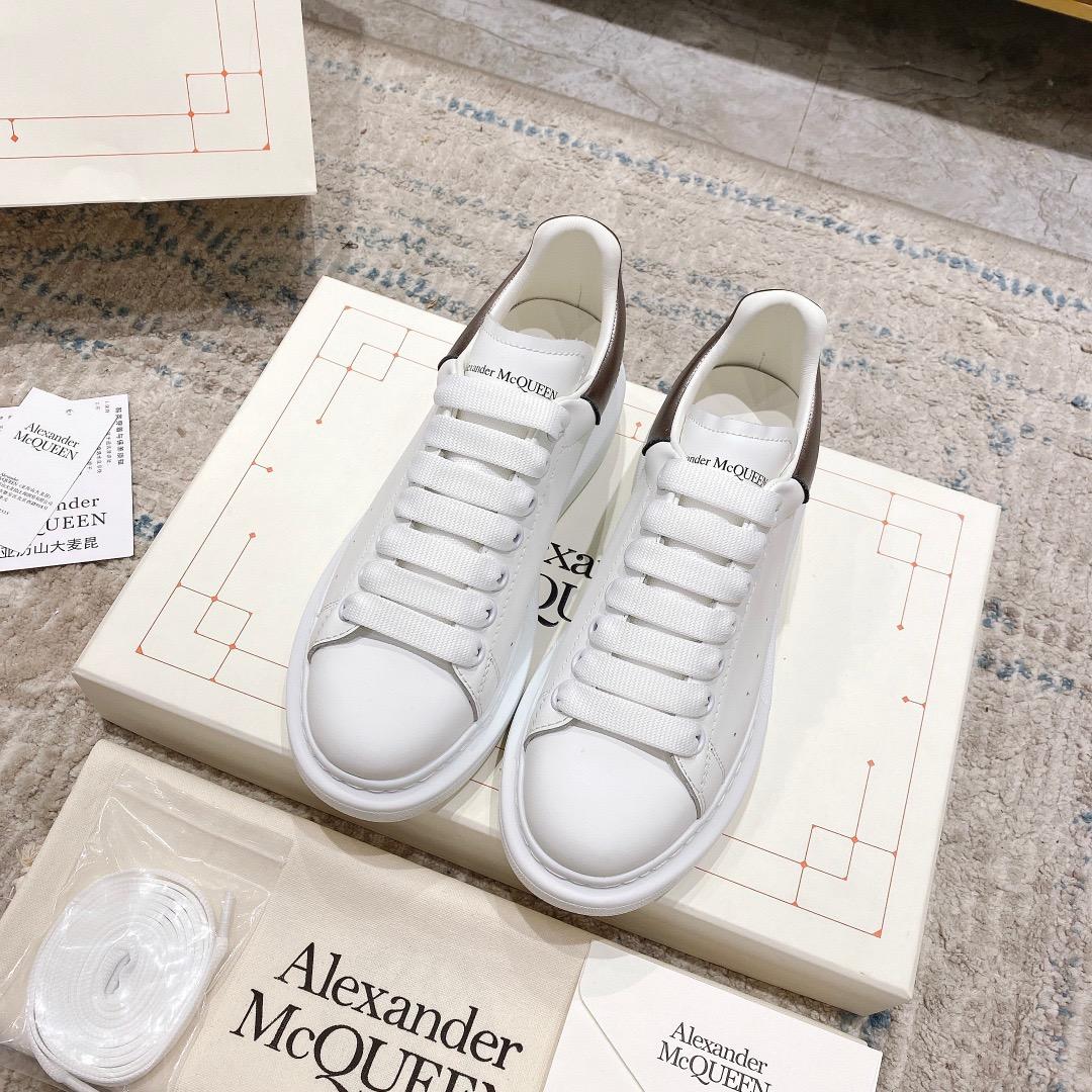 Alexander Mqueen Oversized Sneaker In White - PerfectKickZ