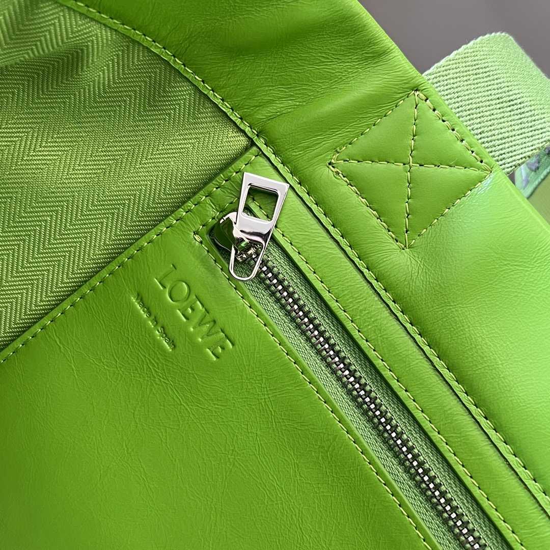 Loewe Fold Shopper In Paper Calfskin - PerfectKickZ