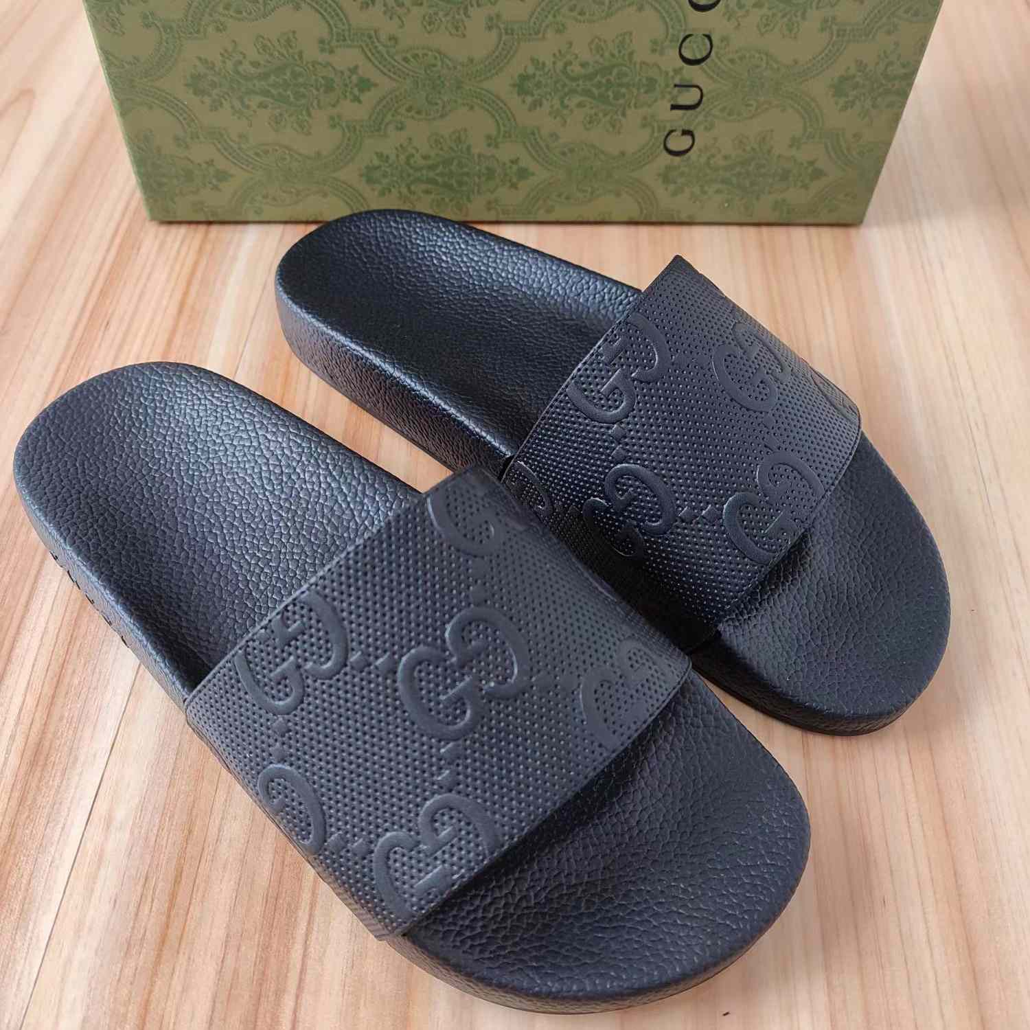 Gucci GG Slide Sandal - PerfectKickZ