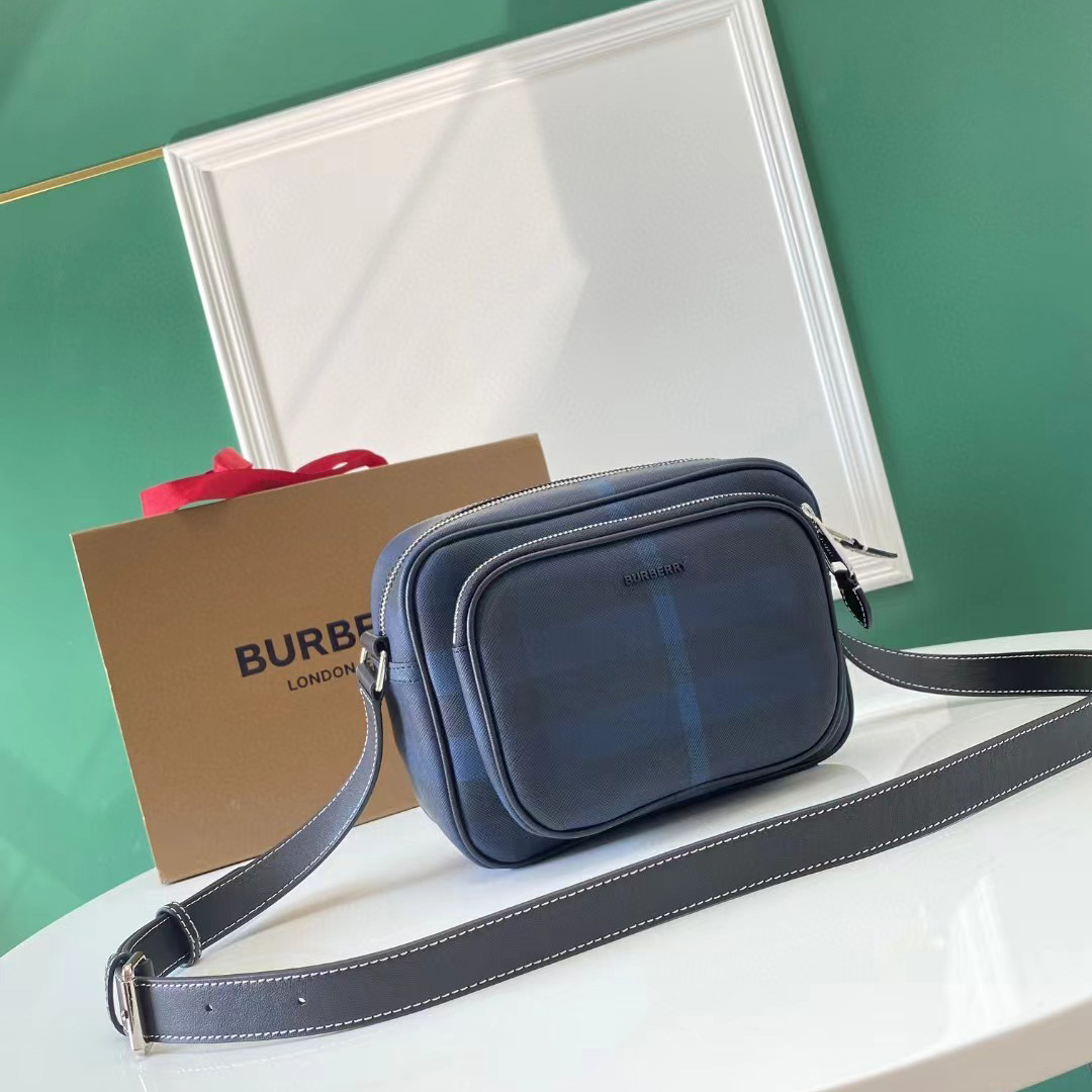 Burberry Exaggerated Check Paddy Bag - PerfectKickZ