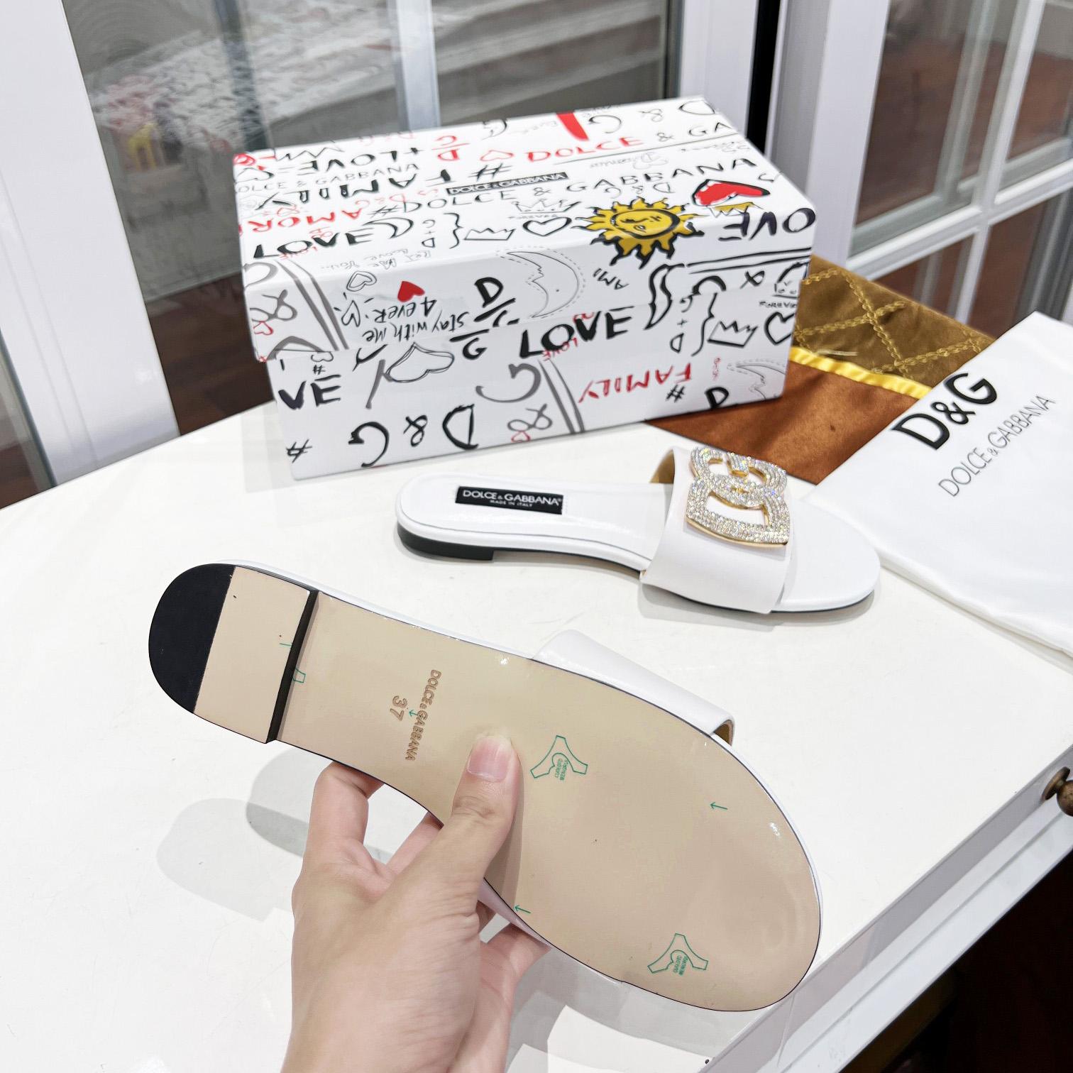 Dolce & Gabbana Calfskin Slides With DG Logo - PerfectKickZ