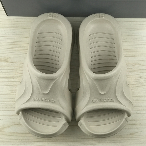 Balenciaga Mold Slide Sandal  - PerfectKickZ