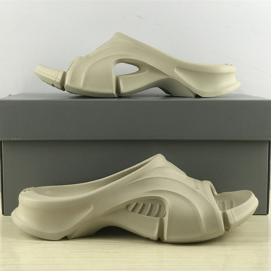 Balenciaga Mold Slide Sandal  - PerfectKickZ