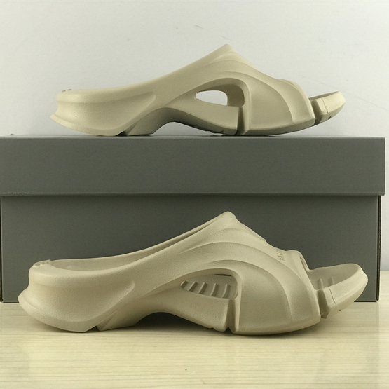 Balenciaga Mold Slide Sandal  - PerfectKickZ