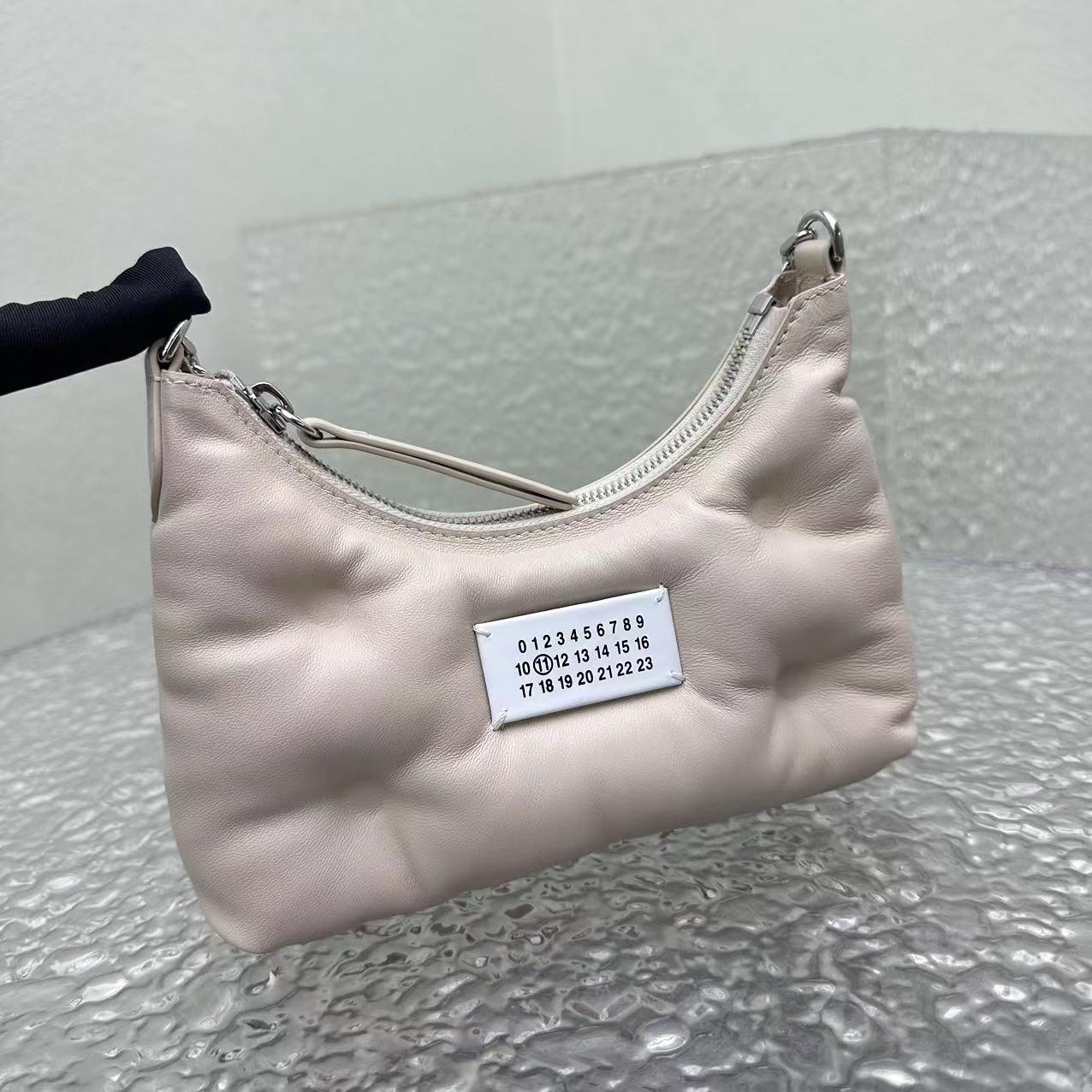 Maison Margiela Micro Glam Slam Shoulder Bag(10-20.5cm) - PerfectKickZ