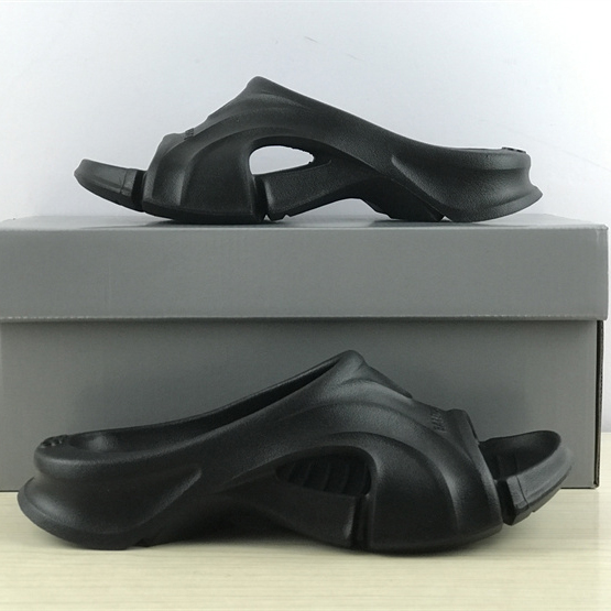 Balenciaga Mold Slide Sandal  - PerfectKickZ